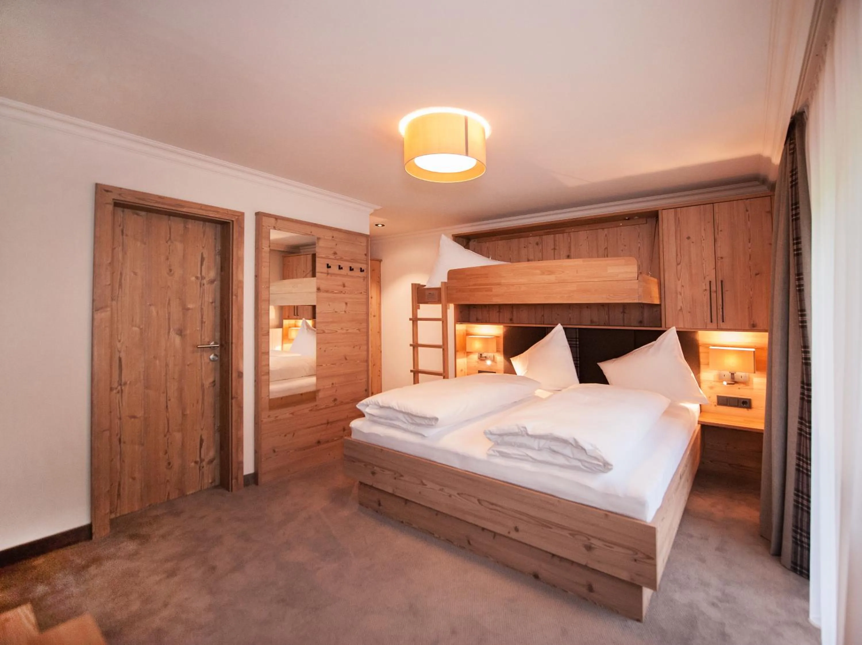 Bed in Hotel Birkenhof