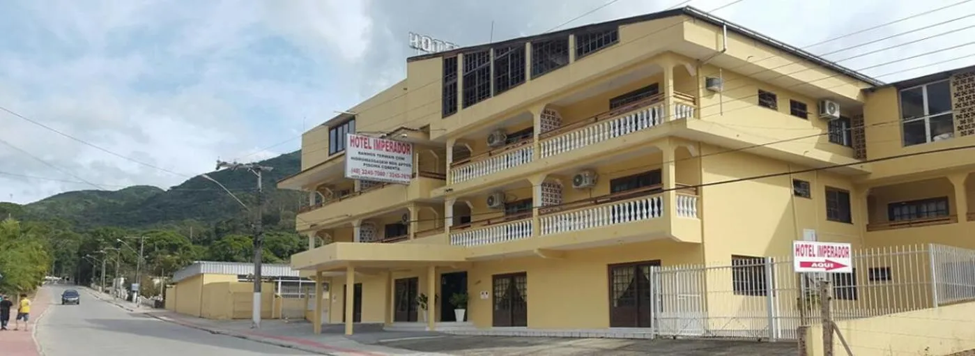 Property building in Hotel Imperador Caldas