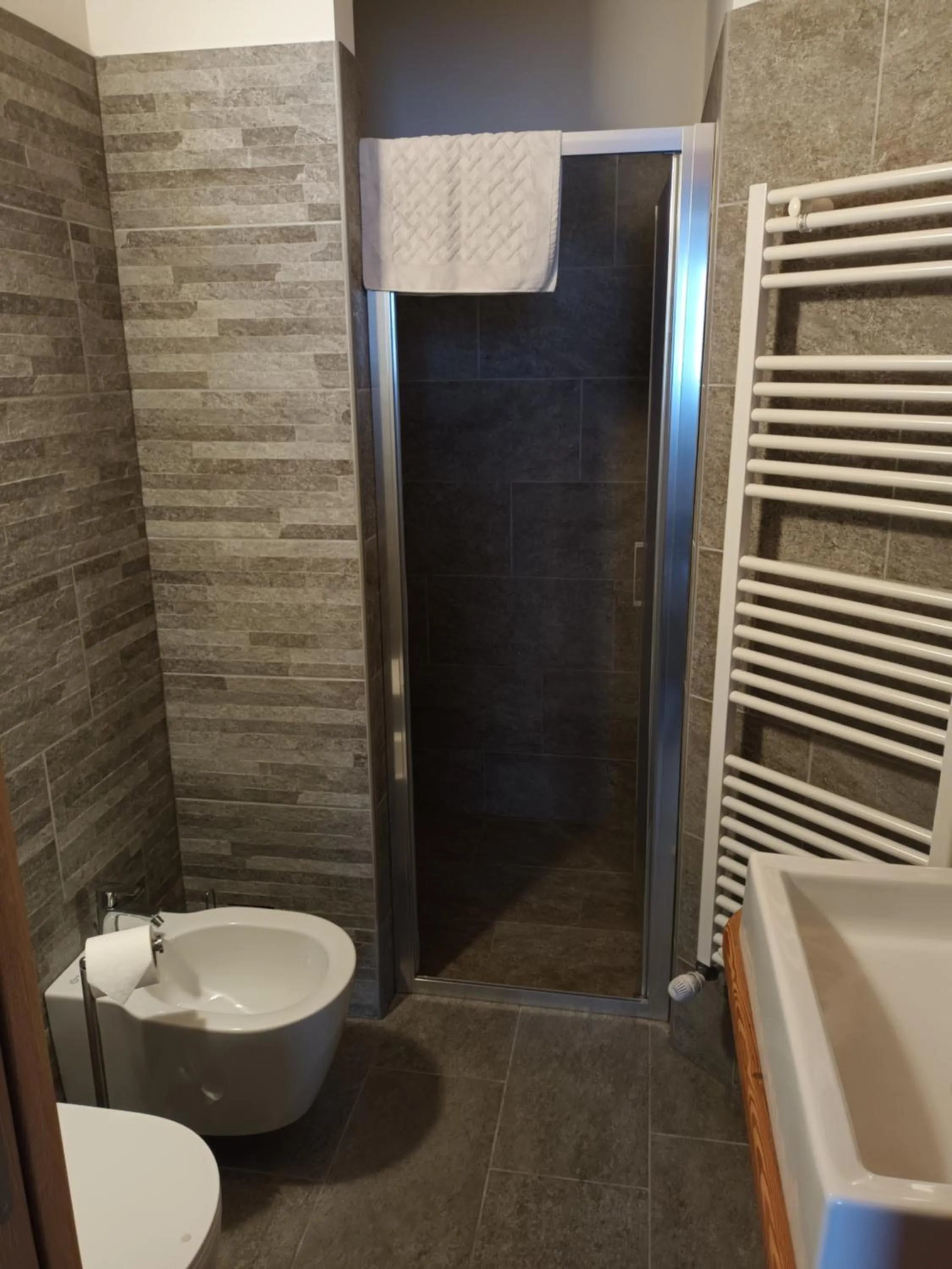 Bathroom in Foresteria B&B Vecchiascuola Pianazzola