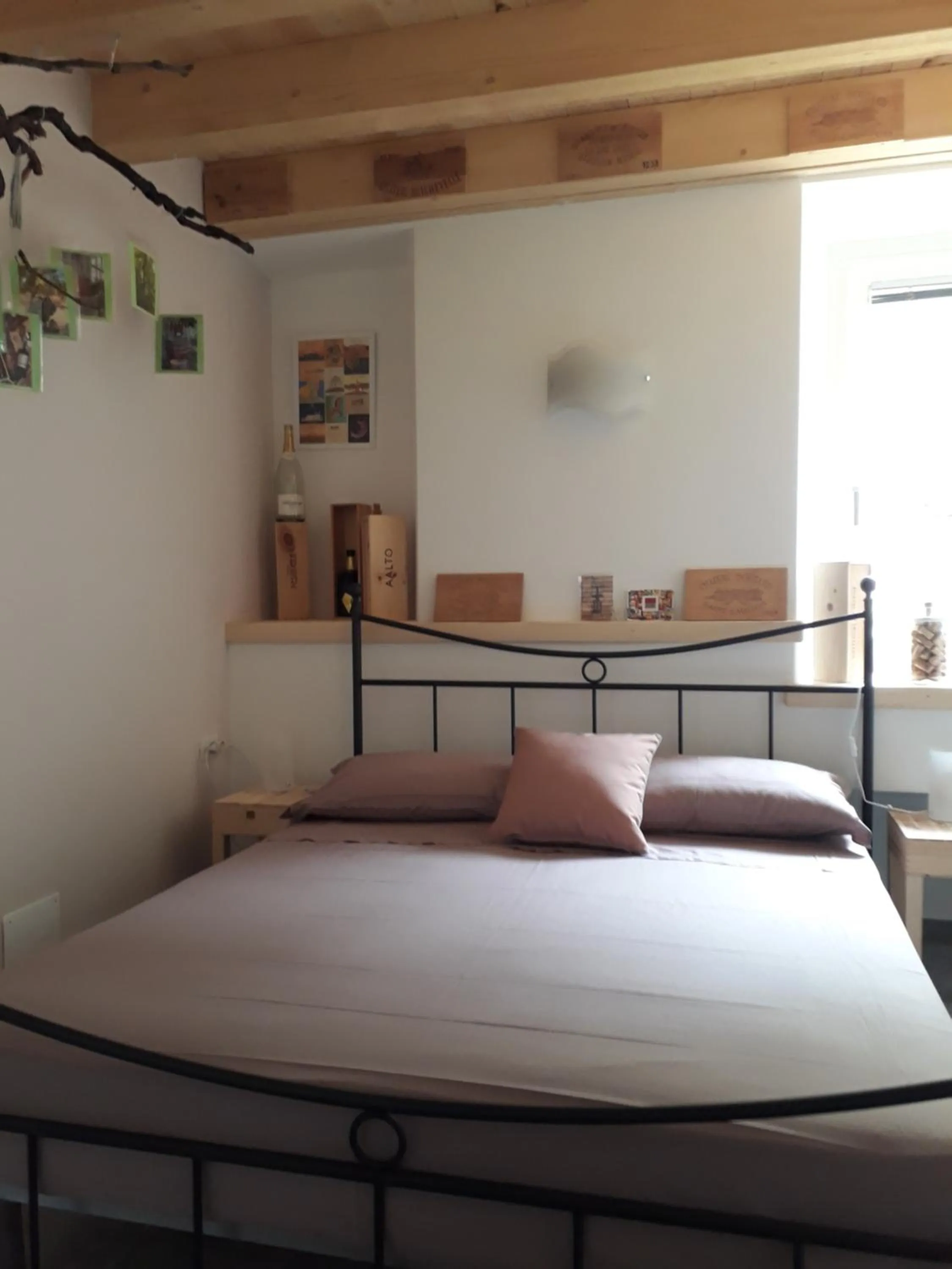 Bed in Foresteria B&B Vecchiascuola Pianazzola