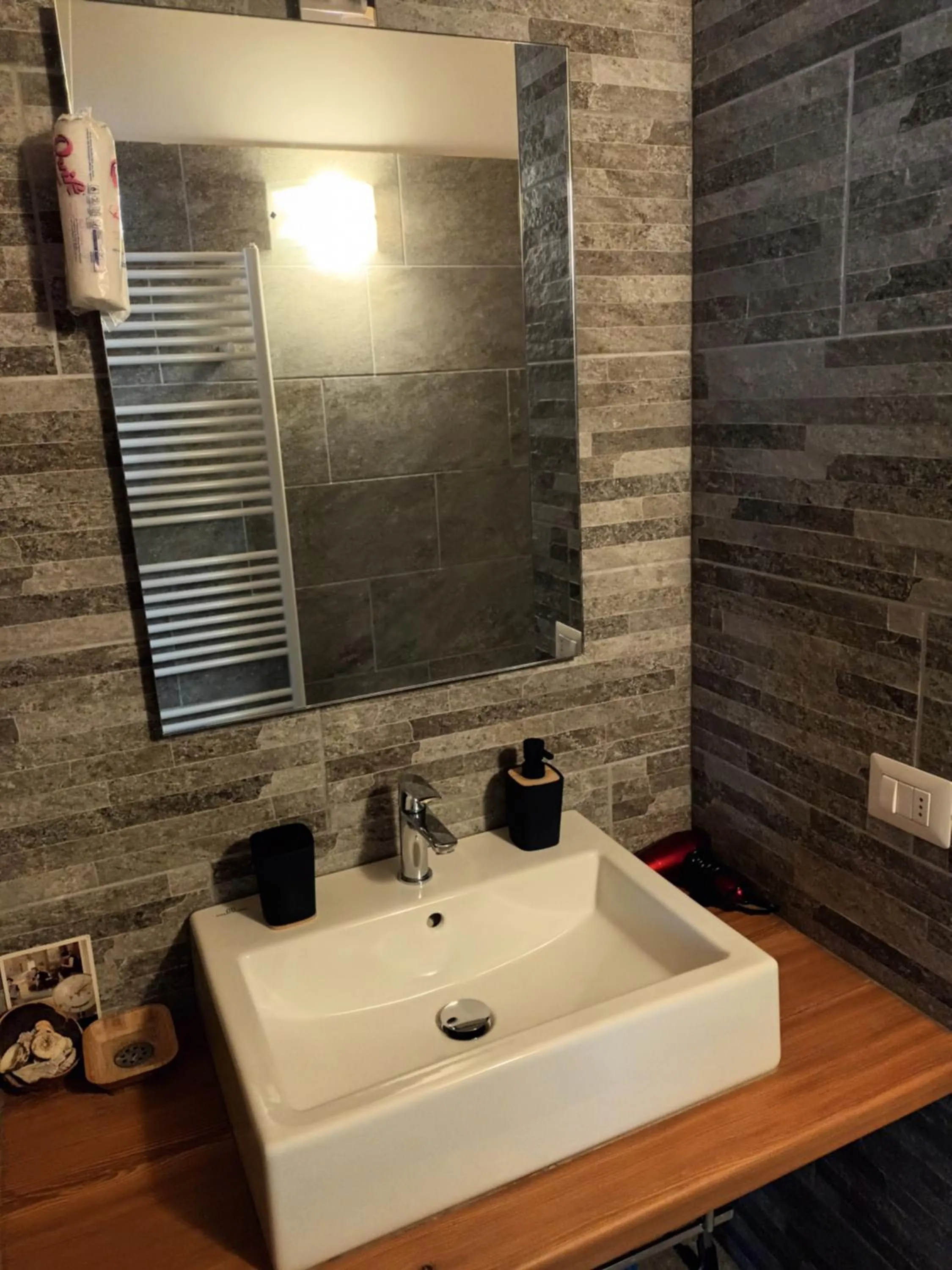 Bathroom in Foresteria B&B Vecchiascuola Pianazzola