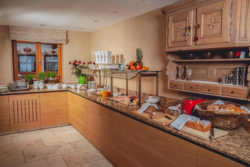 Breakfast in Alpenland - Das Feine Kleine