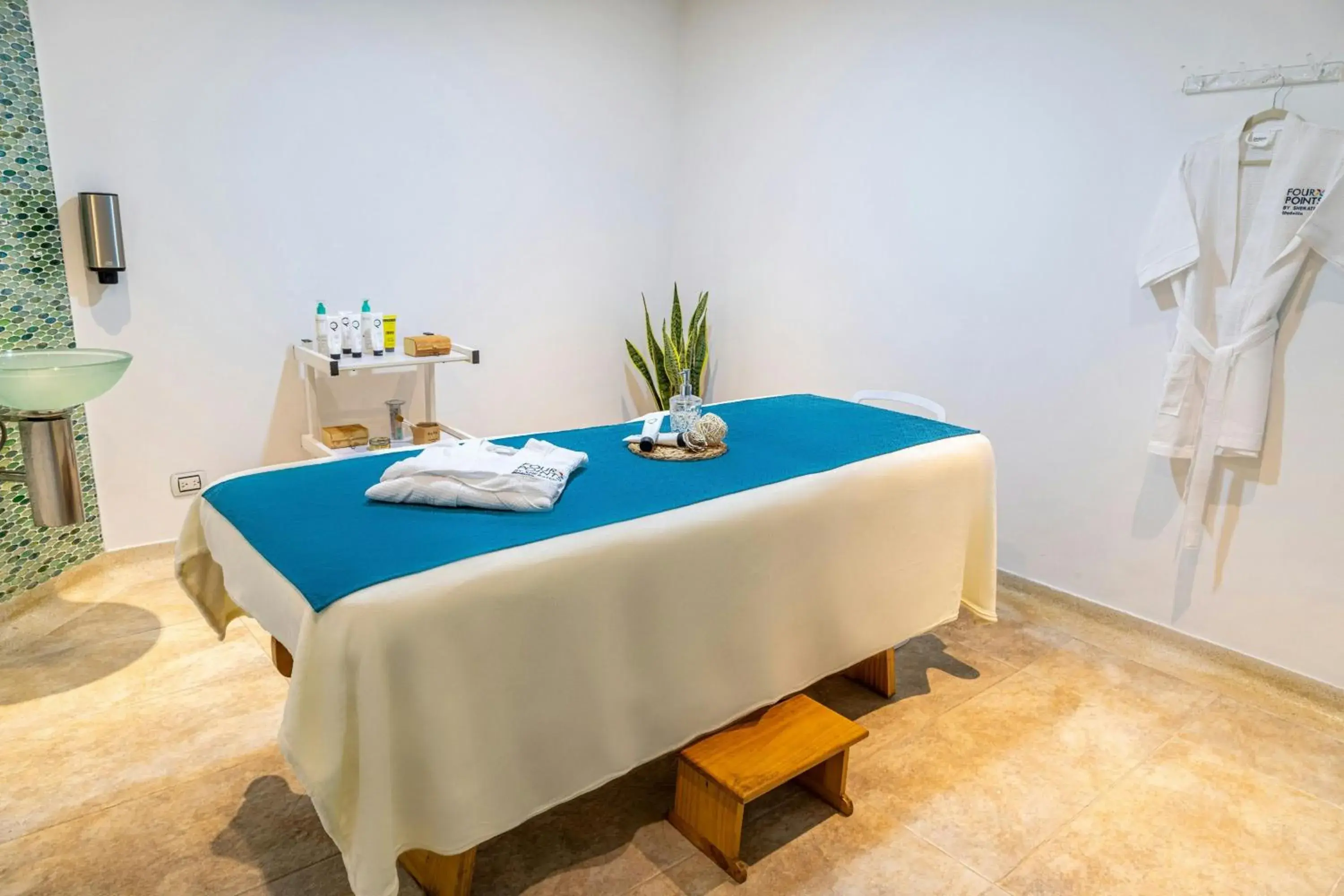 Spa and wellness centre/facilities in Four Points by Sheraton Medellín Spa and wellness centre/facilities in Four Points by Sheraton Medellín