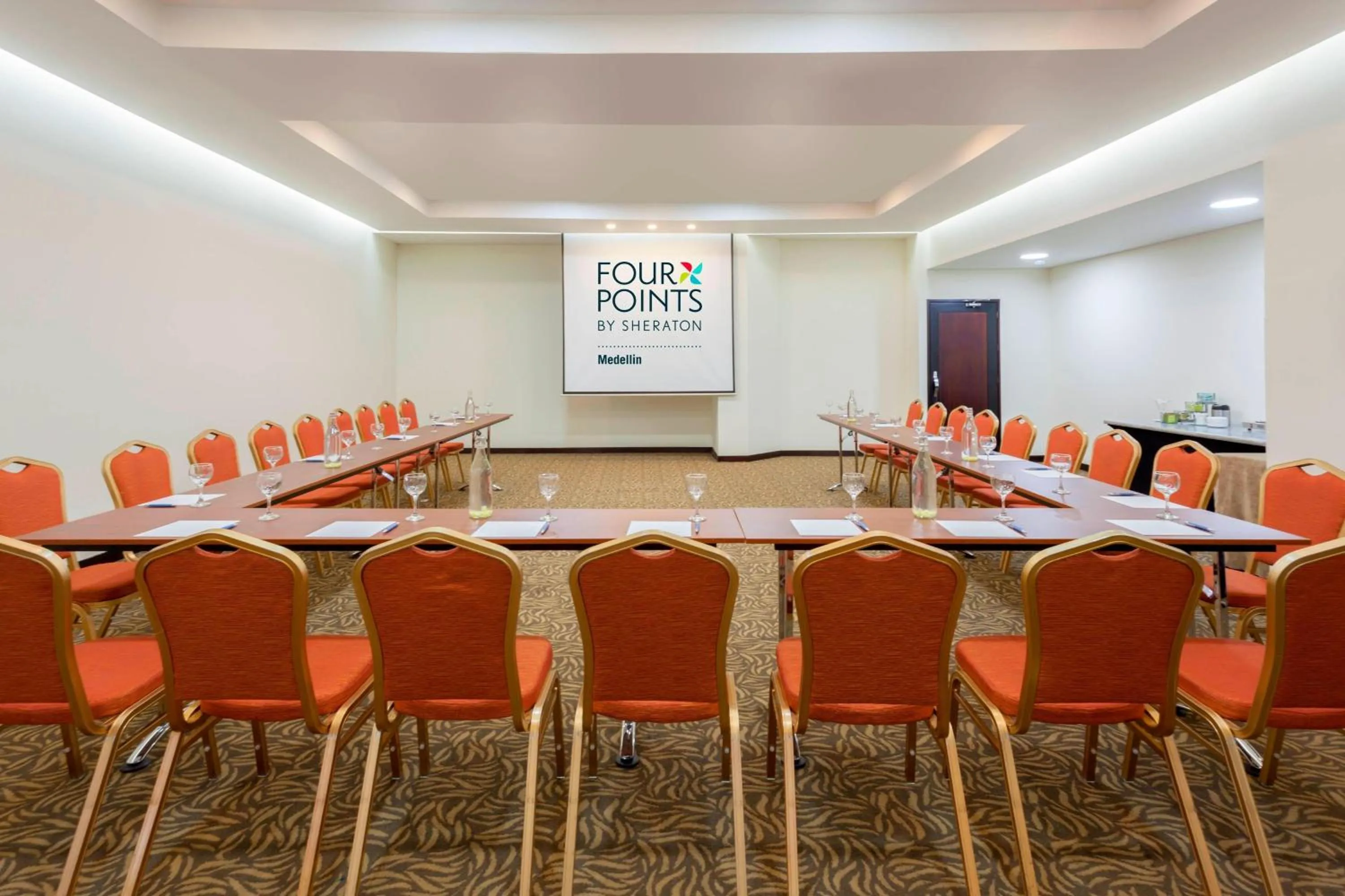 Meeting/conference room in Four Points by Sheraton Medellín