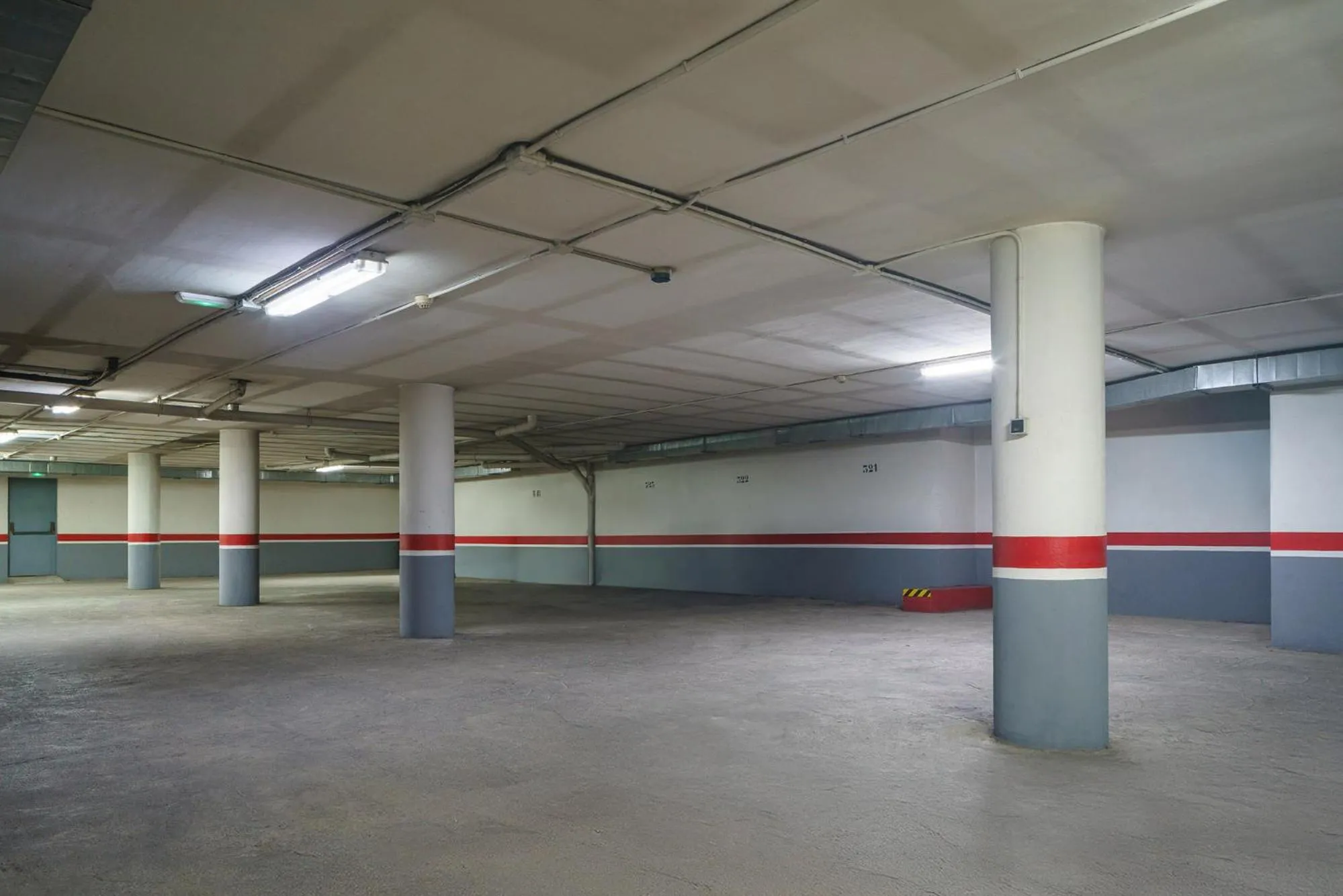 Parking in Crisol Almería