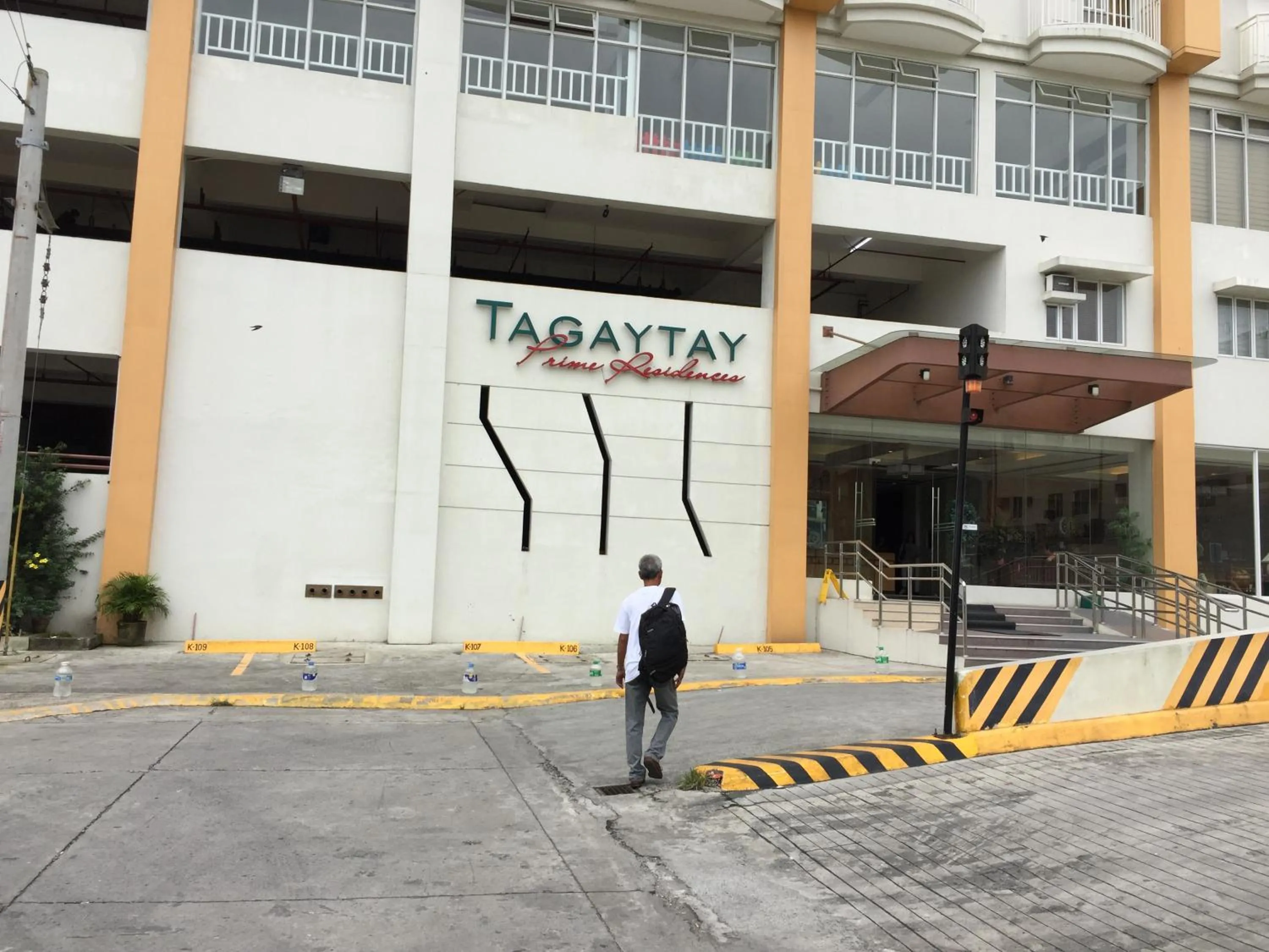 Property building in Cityland Jane's Apartment