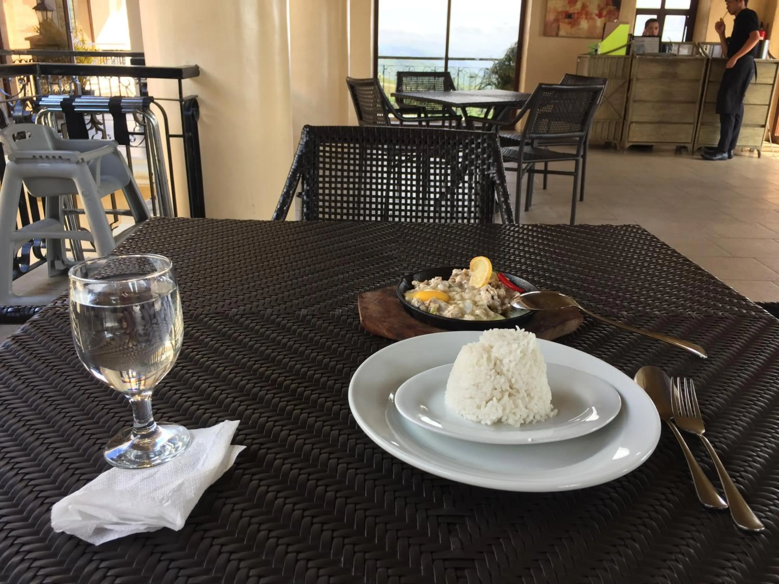 Restaurant/places to eat in Cityland Jane's Apartment