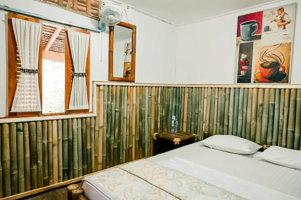 Bed in Backpacker Kawah Ijen