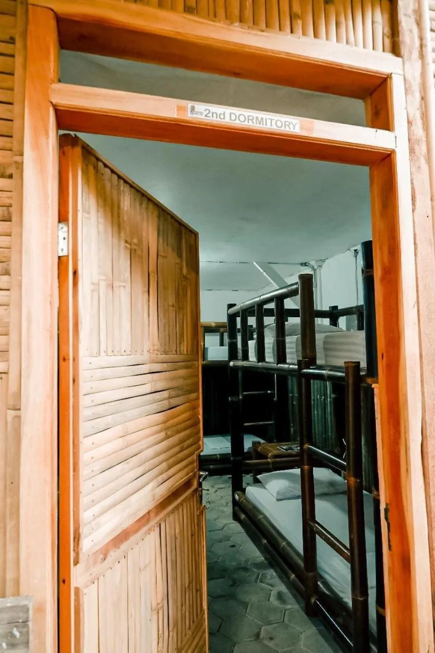 Backpacker Kawah Ijen