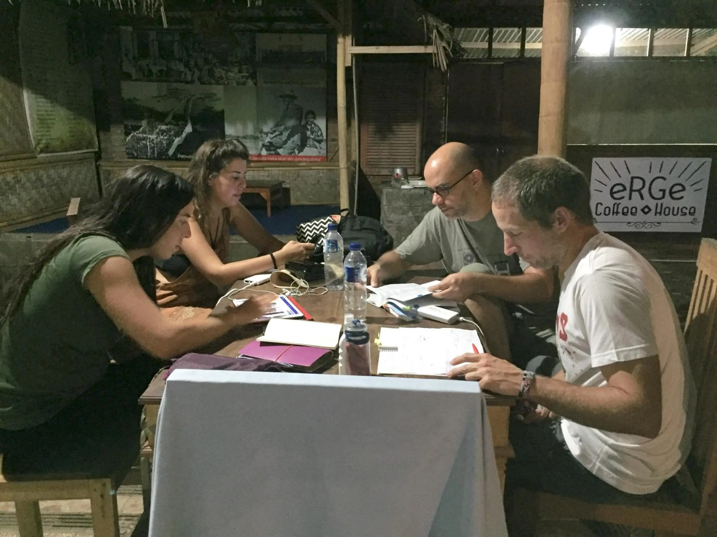 Backpacker Kawah Ijen