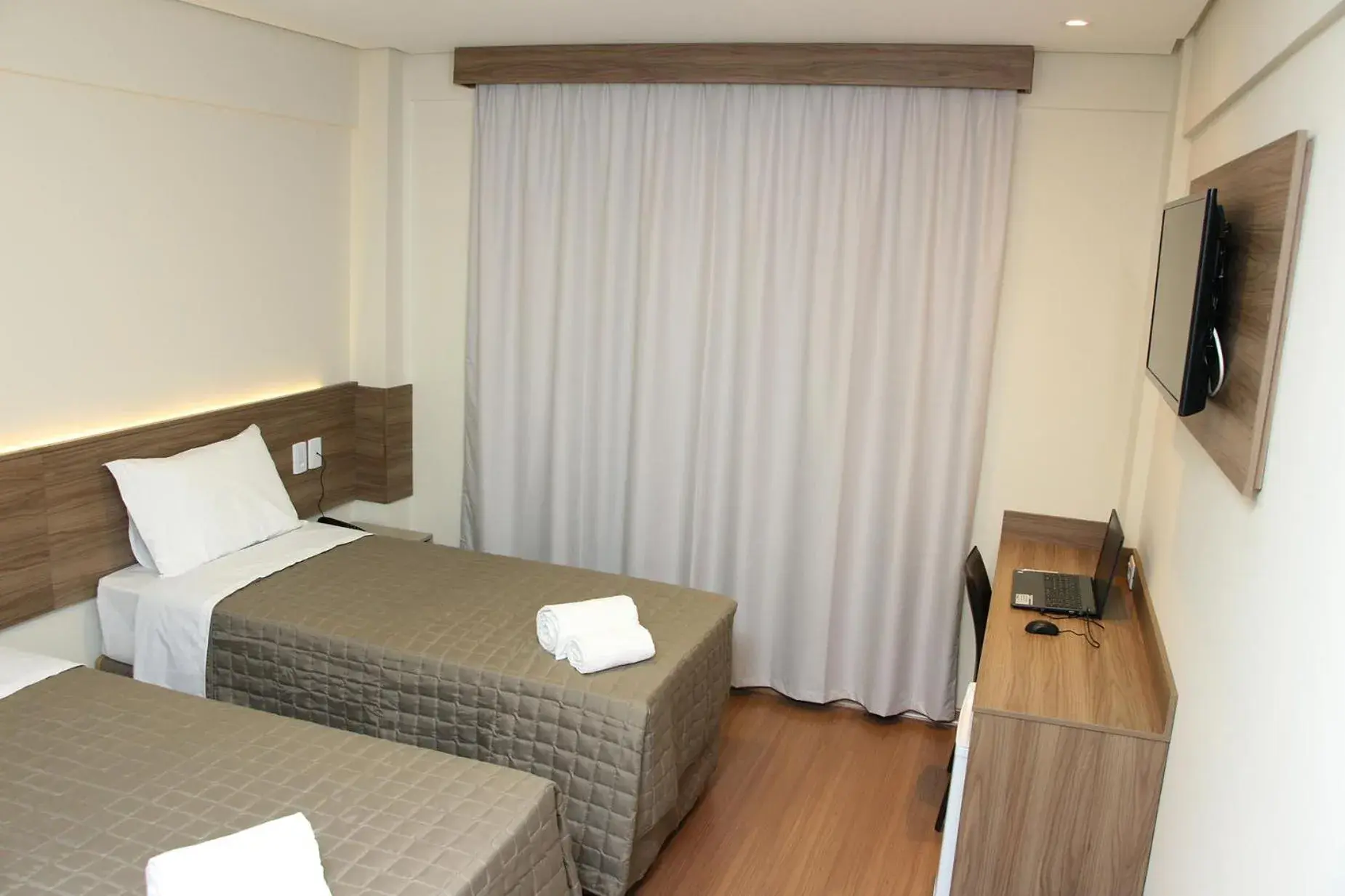 Deluxe Twin Room in Hotel B&S Deluxe Twin Room in Hotel B&S