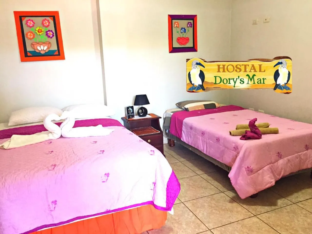 Large Twin Room - single occupancy in Hostal Dorys Mar
