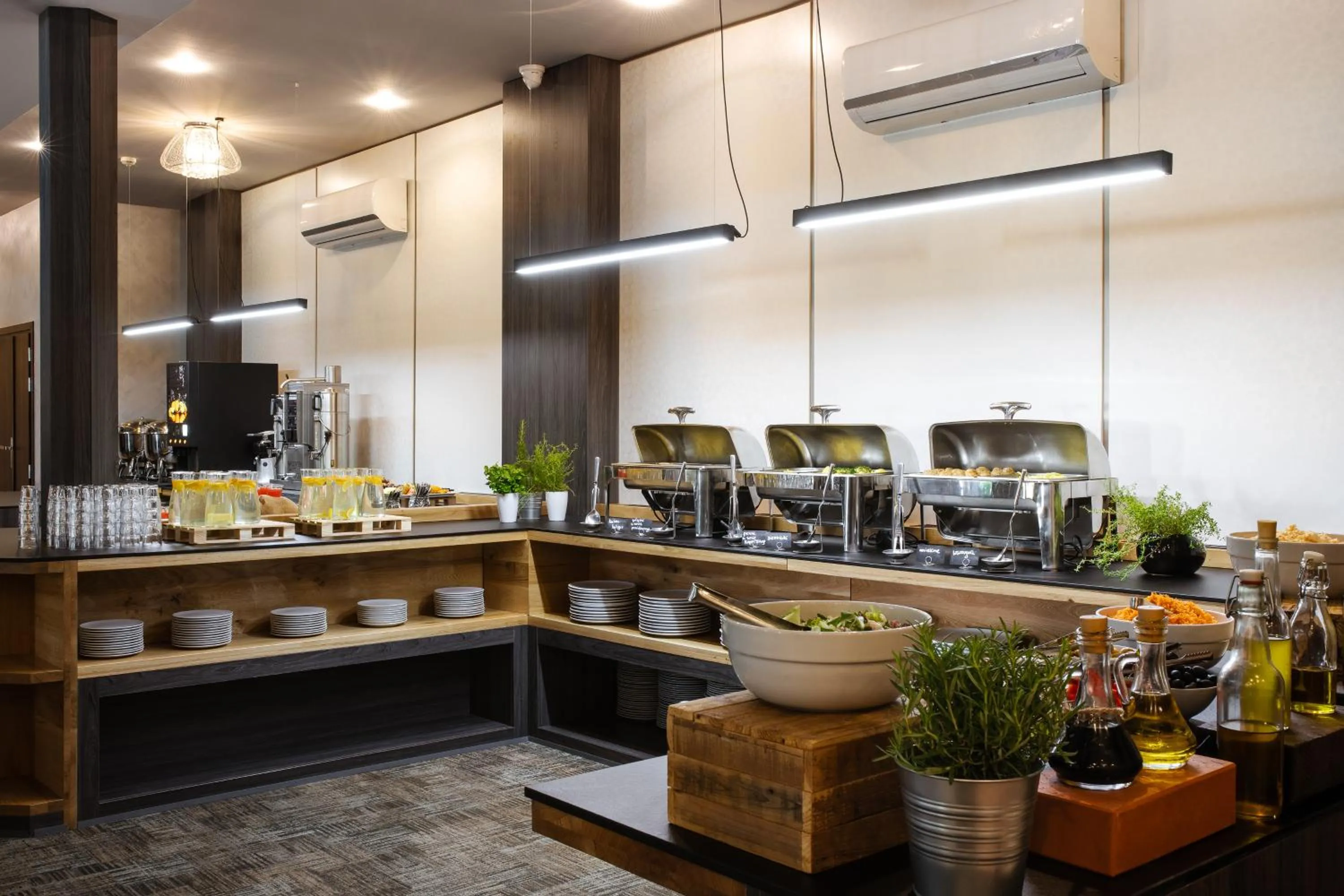 Restaurant/places to eat in Krasicki Hotel Resort & Spa