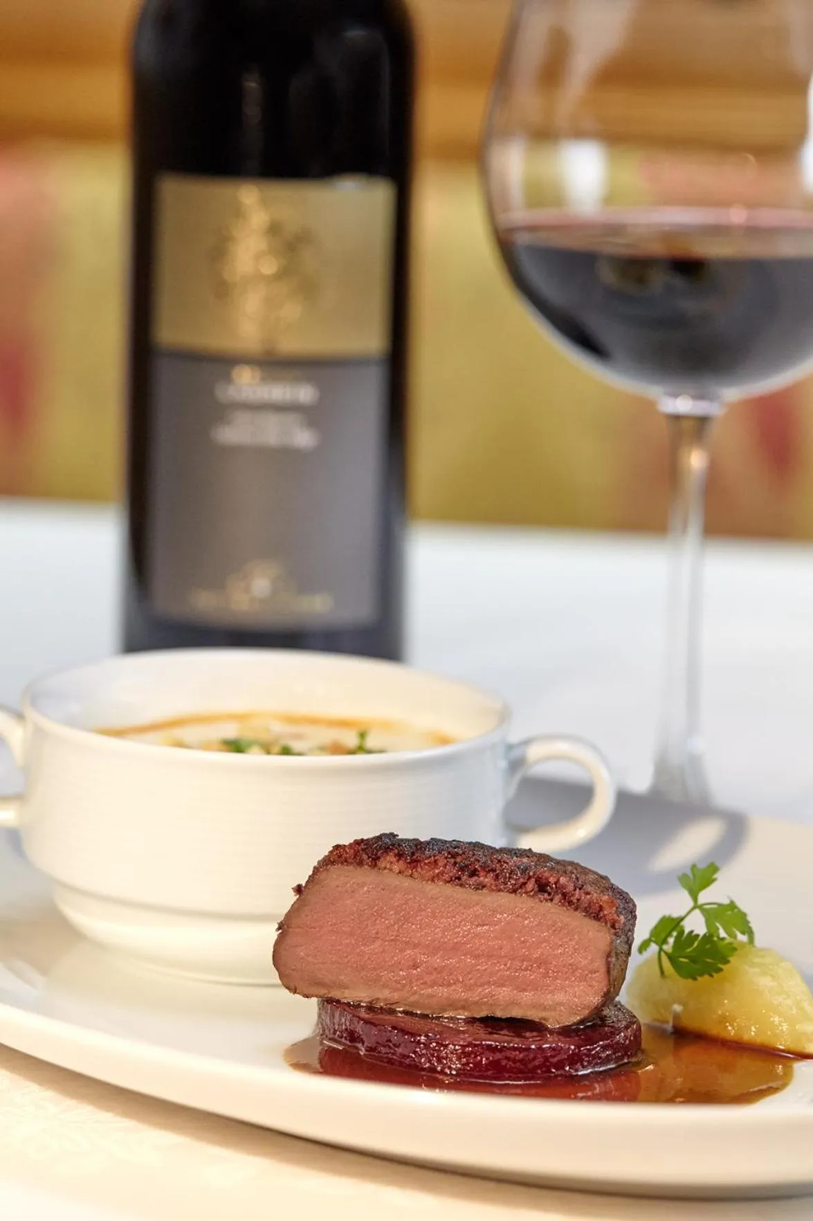 Food and drinks in Hotel Brötz