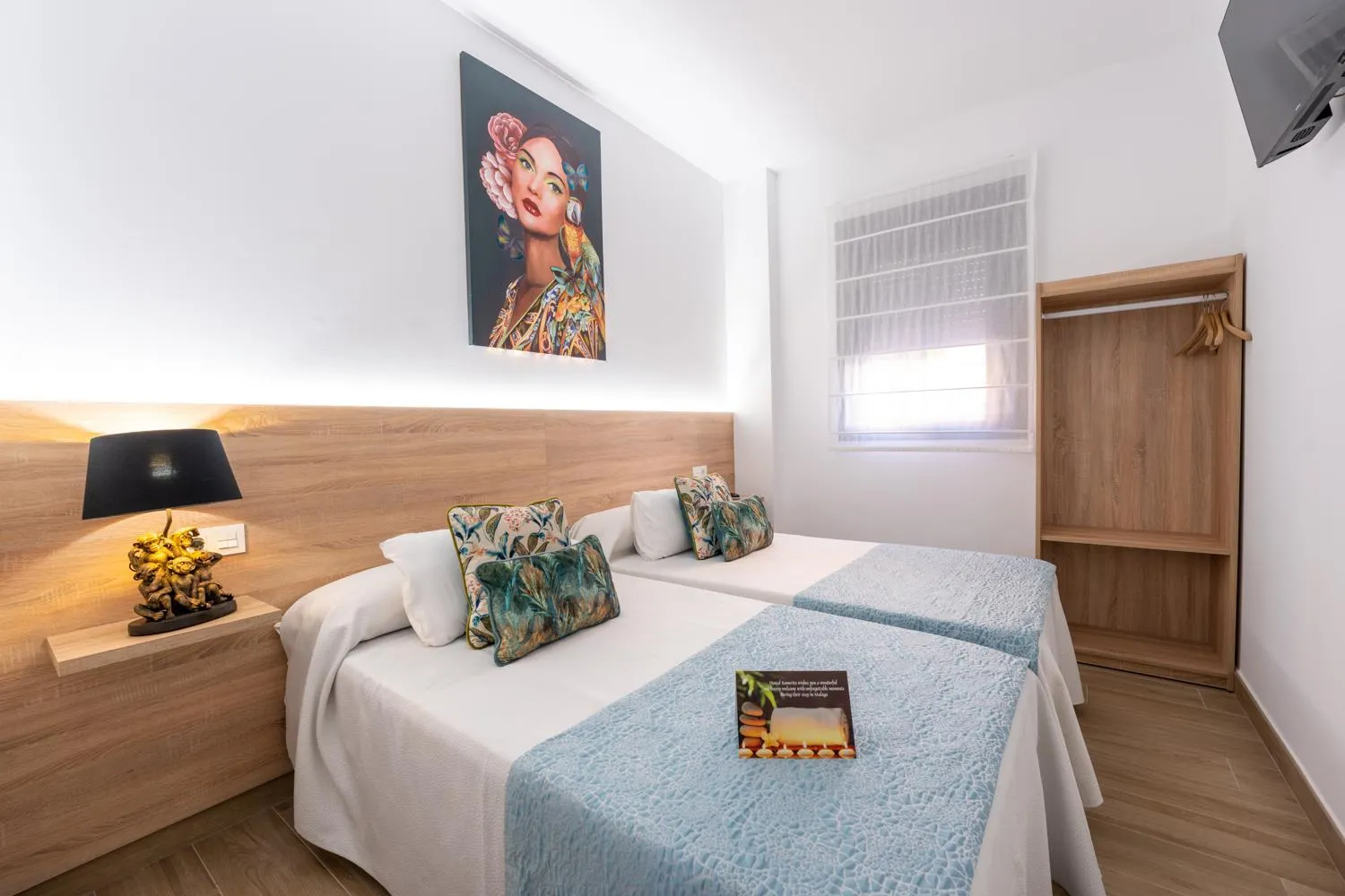 Bed in Hostal Romerito