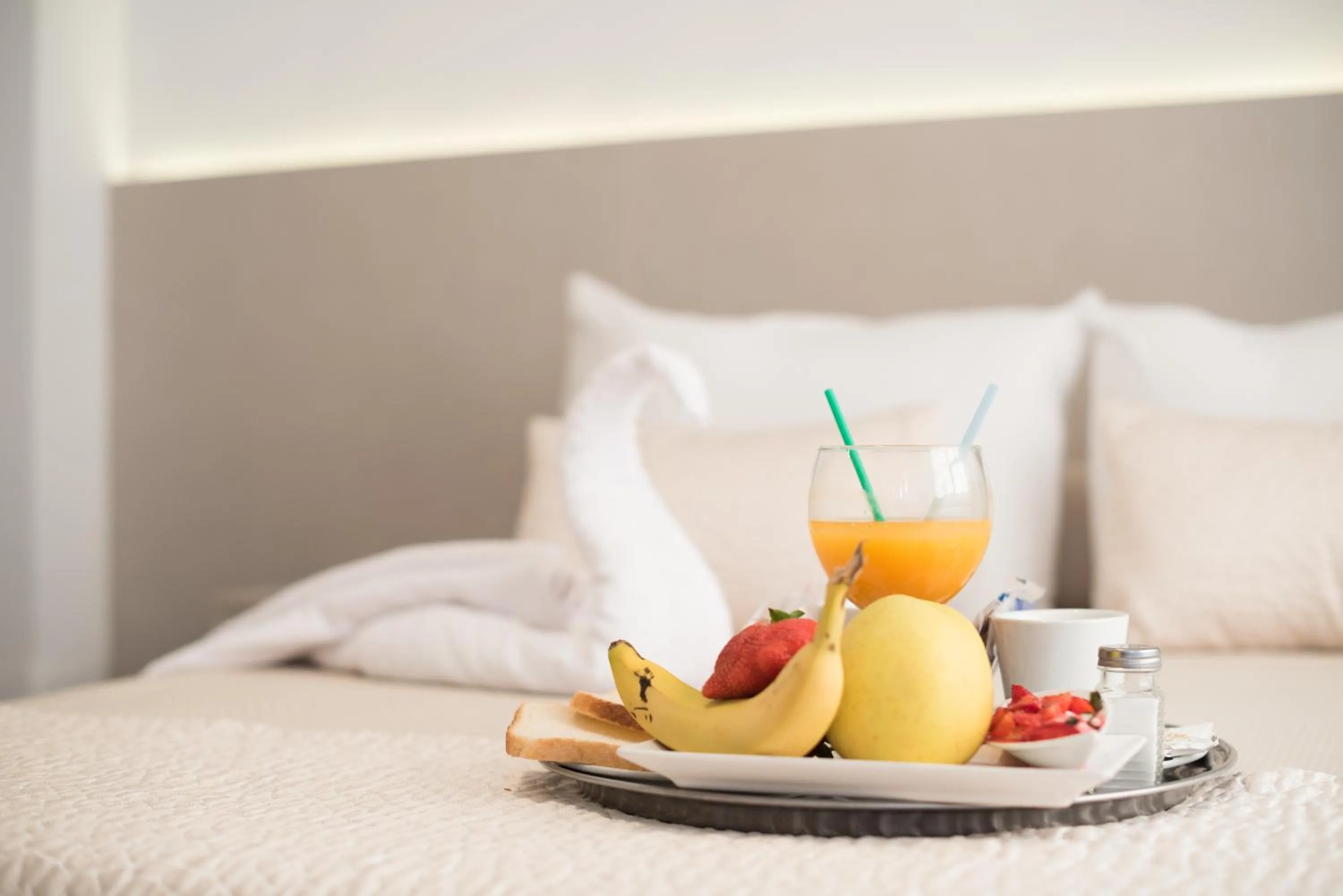 Continental breakfast, Bed in Hostal Romerito