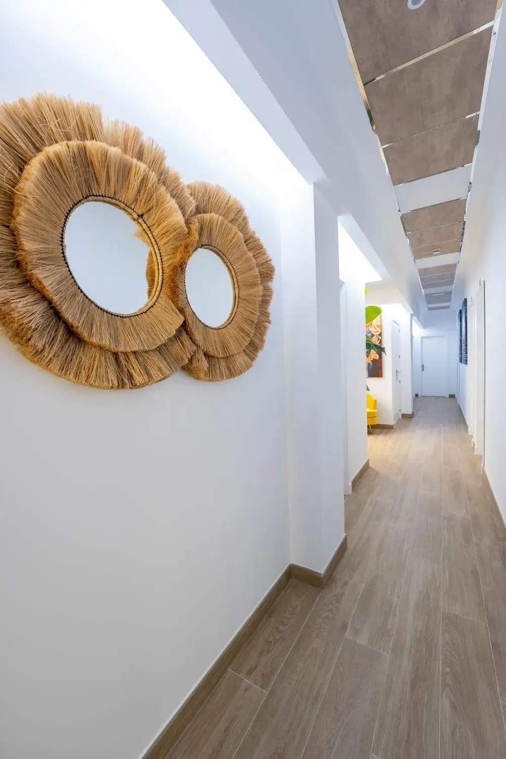 Property building in Hostal Romerito Property building in Hostal Romerito