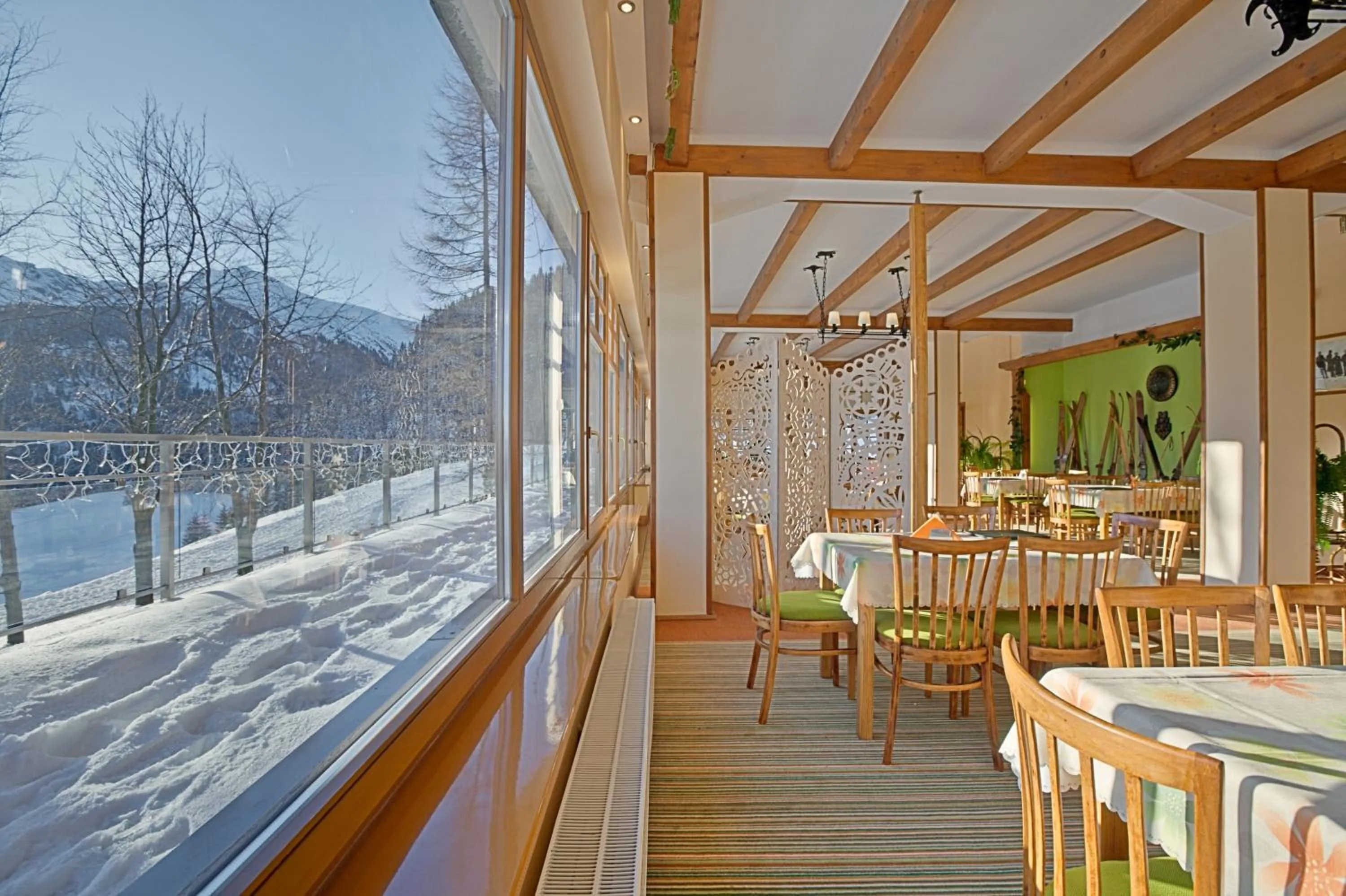 Restaurant/places to eat in Hotel Górski Kalatówki