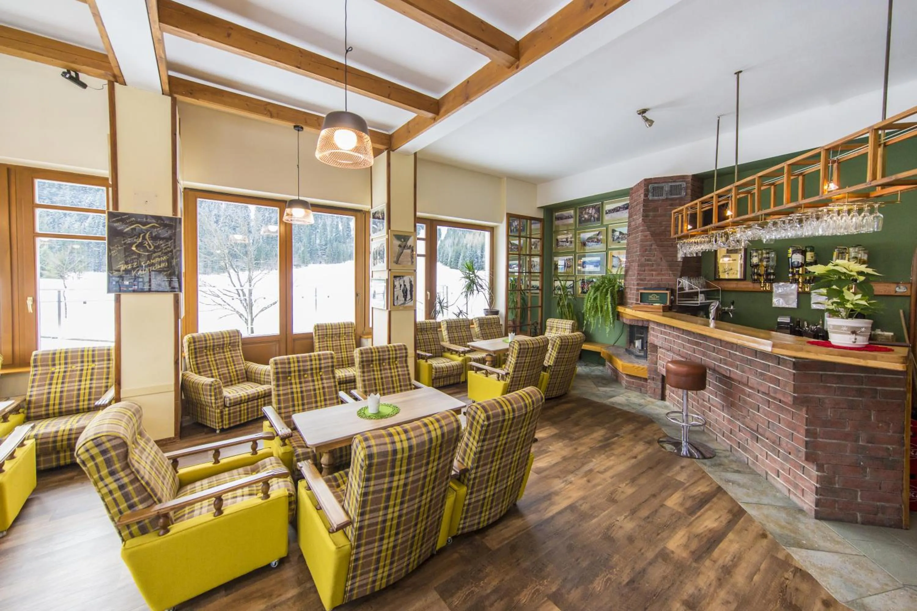 Evening entertainment in Hotel Górski Kalatówki