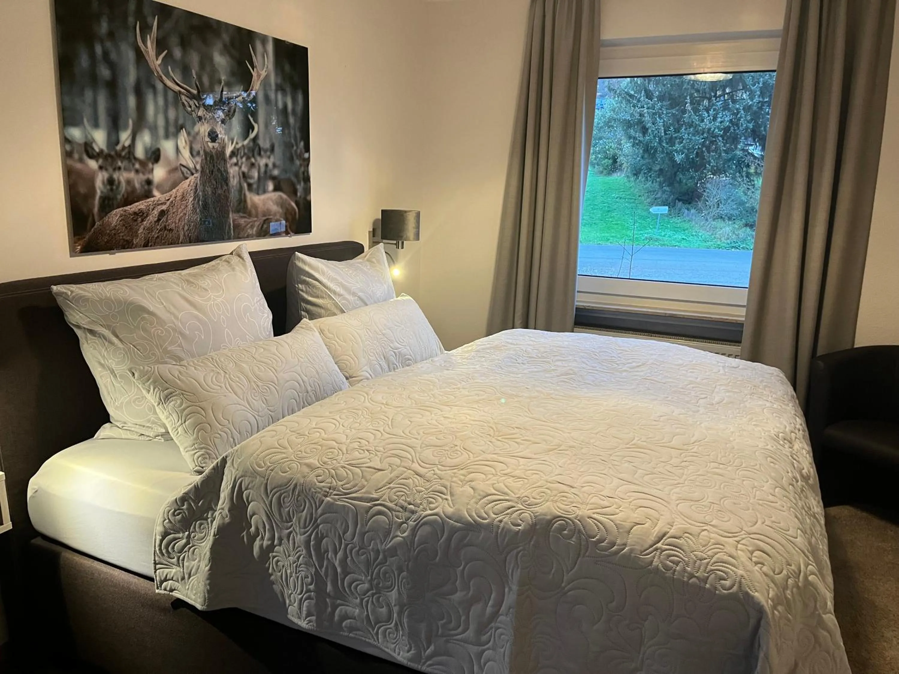 Bed in Hotel zum Forsthaus