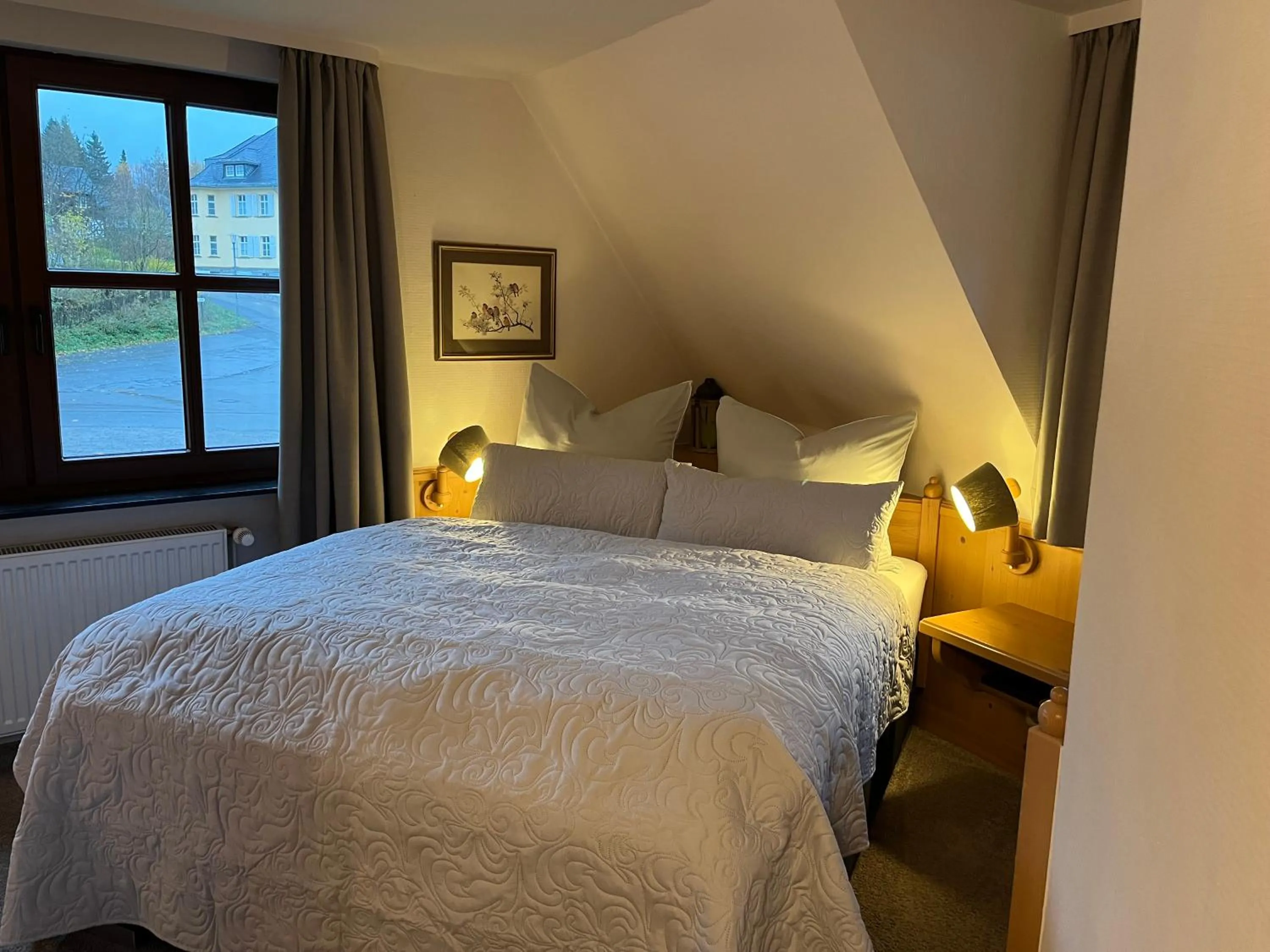 Bed in Hotel zum Forsthaus
