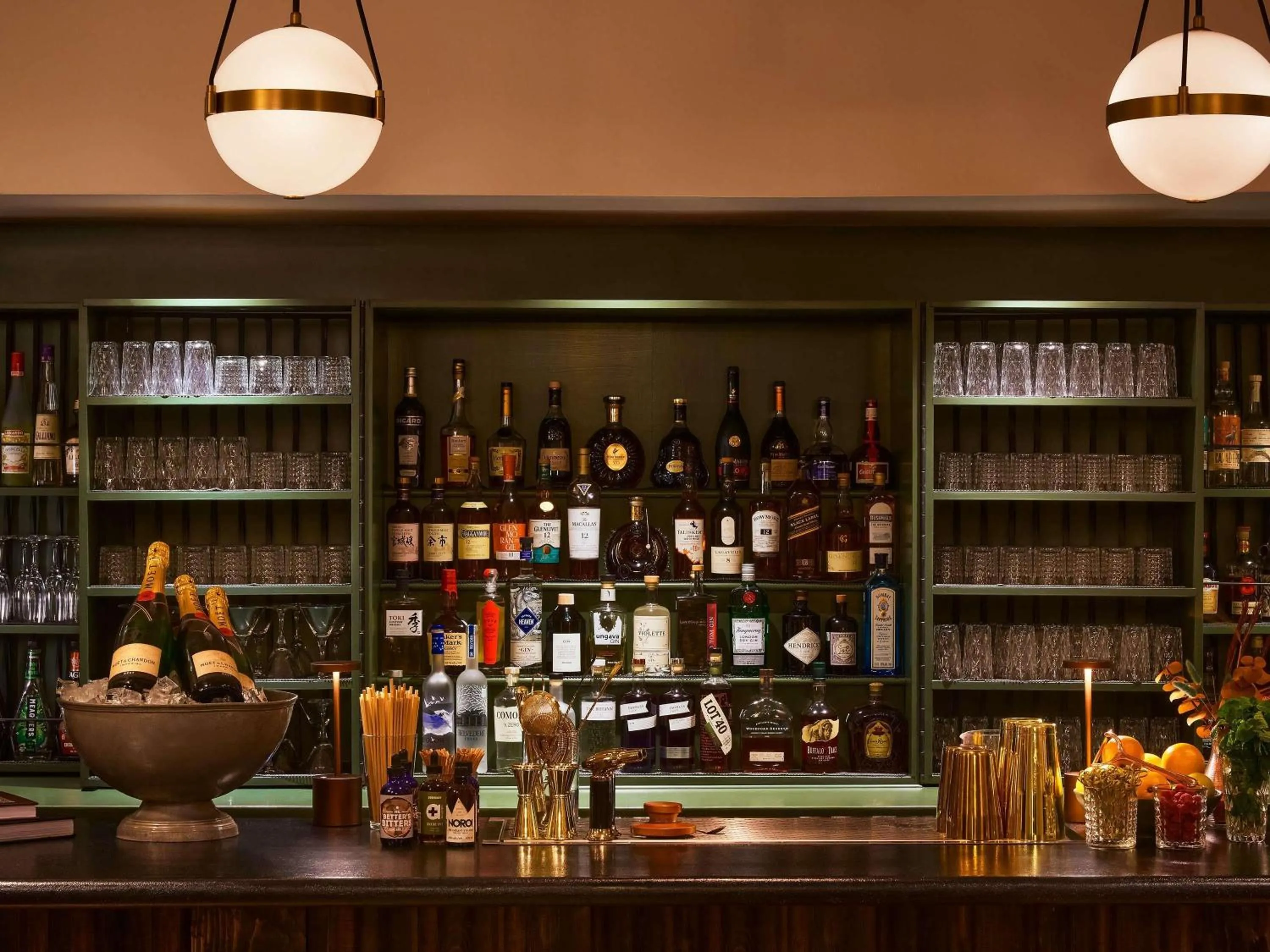 Restaurant/places to eat in Fairmont Le Chateau Montebello