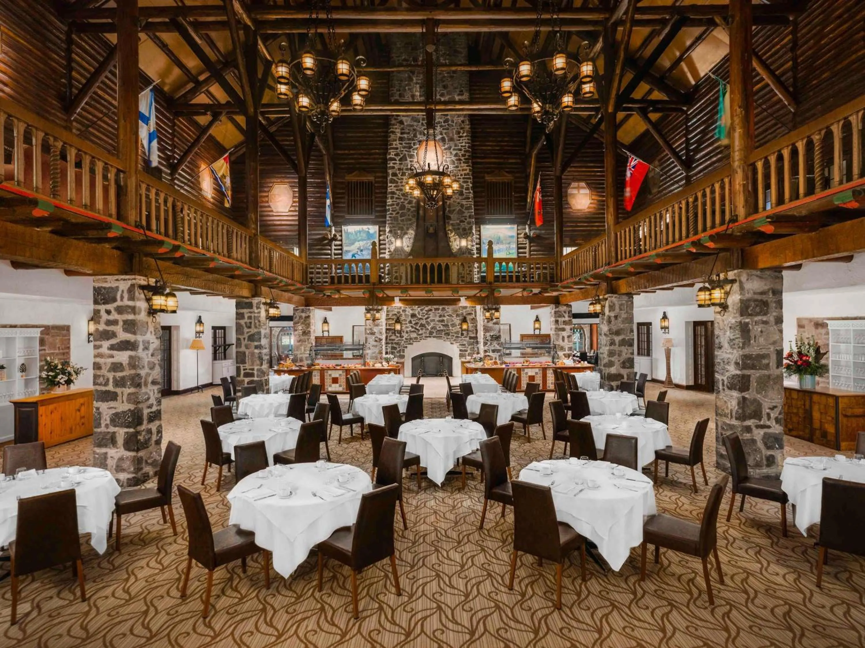 Restaurant/places to eat in Fairmont Le Chateau Montebello