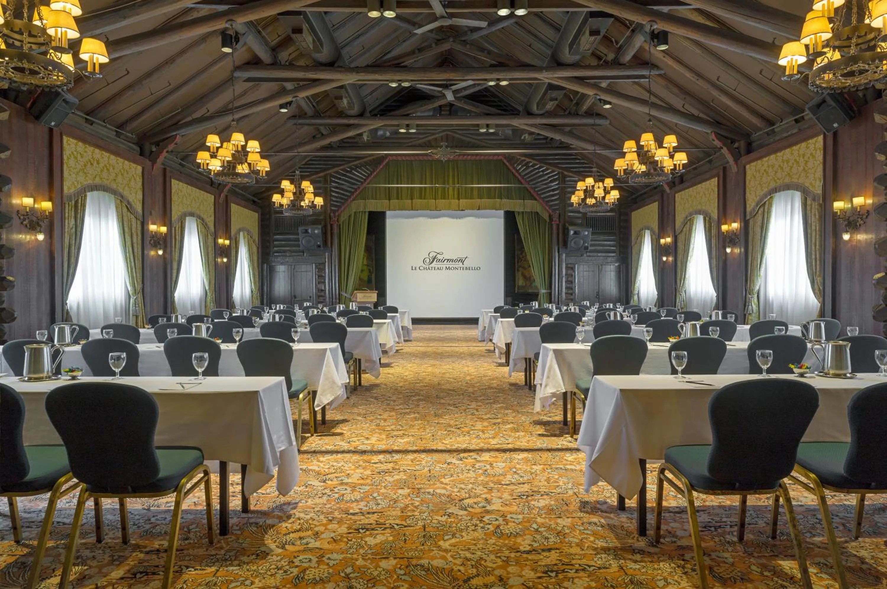 Business facilities in Fairmont Le Chateau Montebello