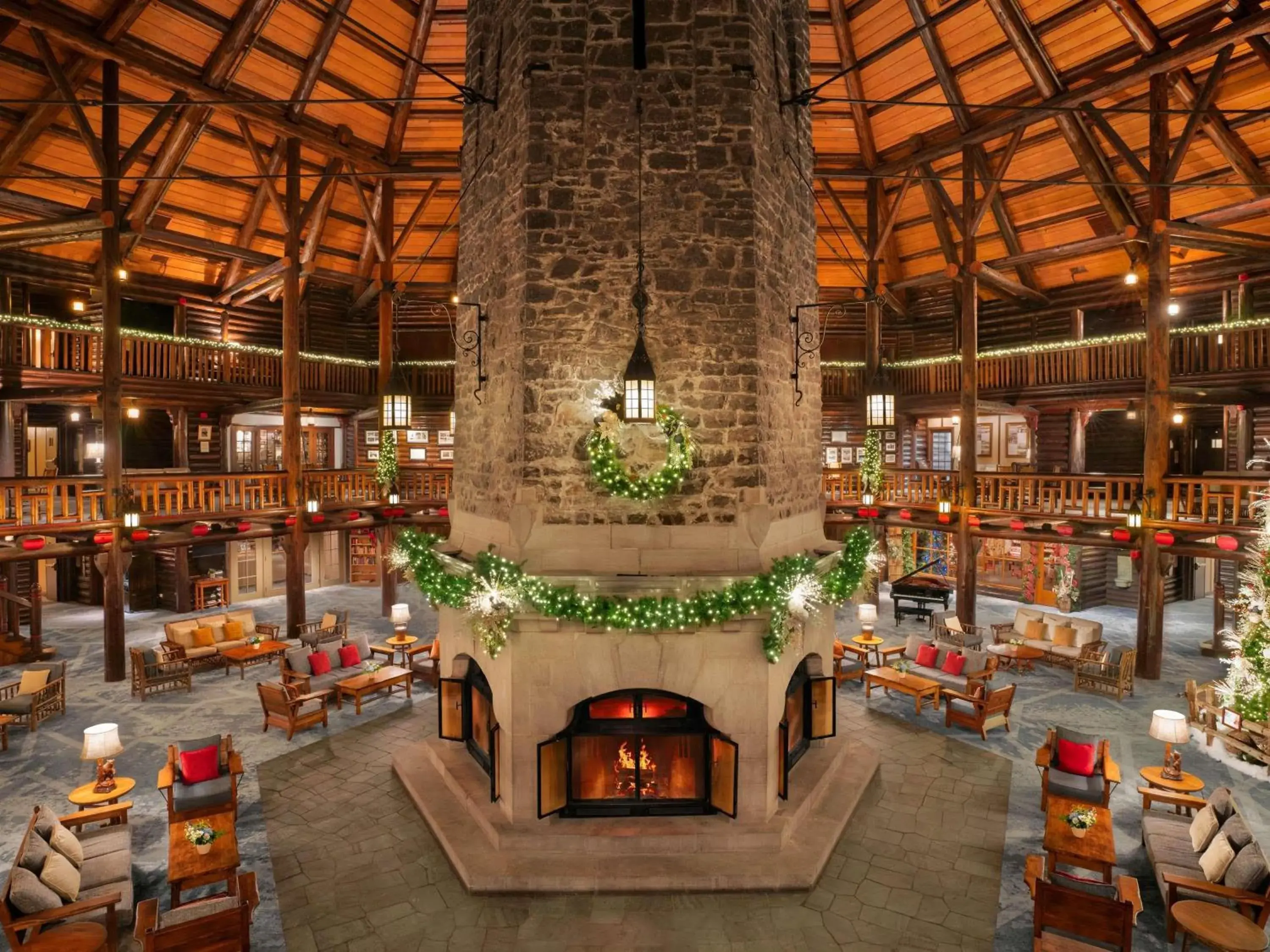 Property building in Fairmont Le Chateau Montebello Property building in Fairmont Le Chateau Montebello