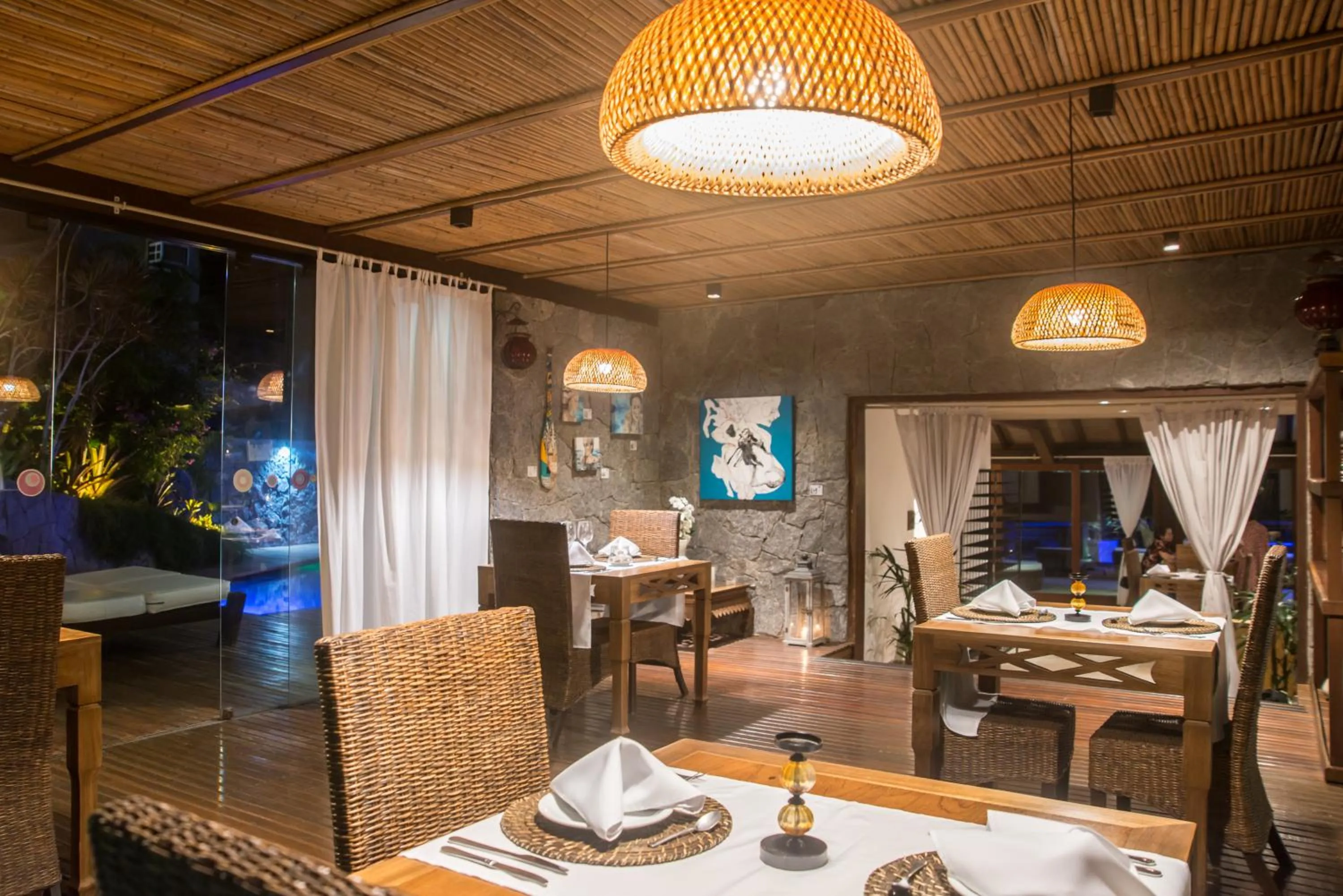 Restaurant/places to eat in La Pedrera Small Hotel & Spa