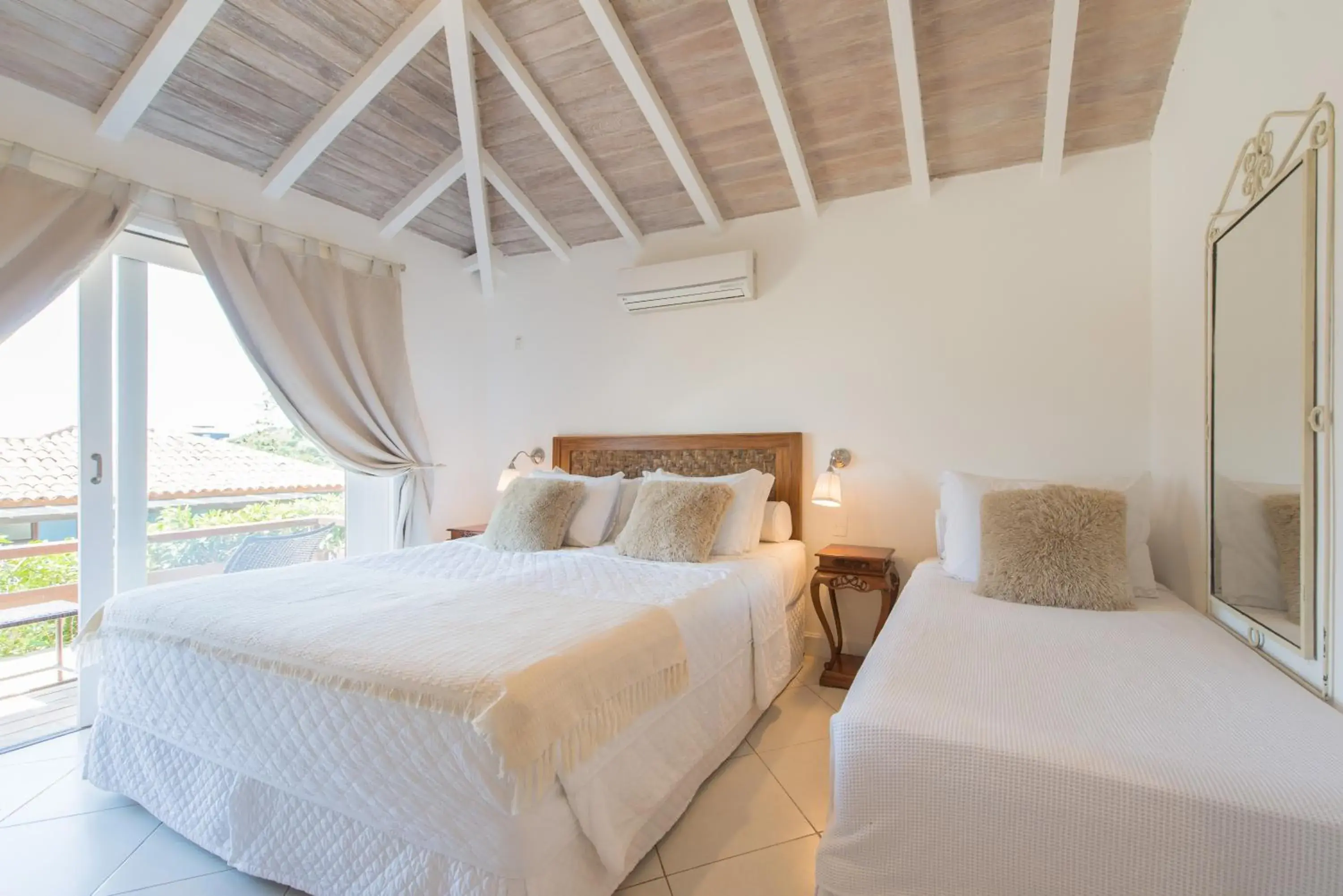 Photo of the whole room, Bed in La Pedrera Small Hotel & Spa Photo of the whole room, Bed in La Pedrera Small Hotel & Spa