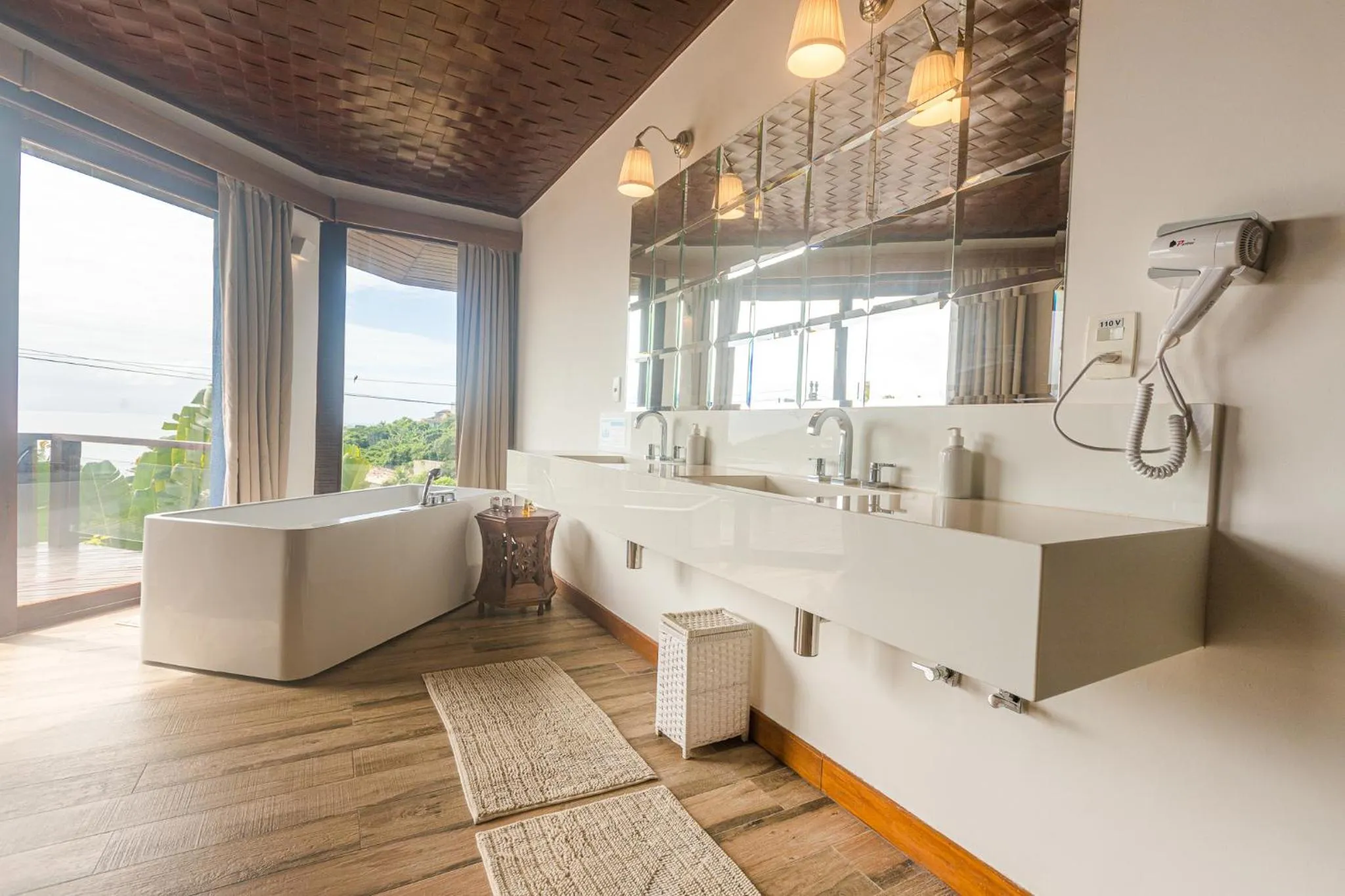 Bathroom in La Pedrera Small Hotel & Spa