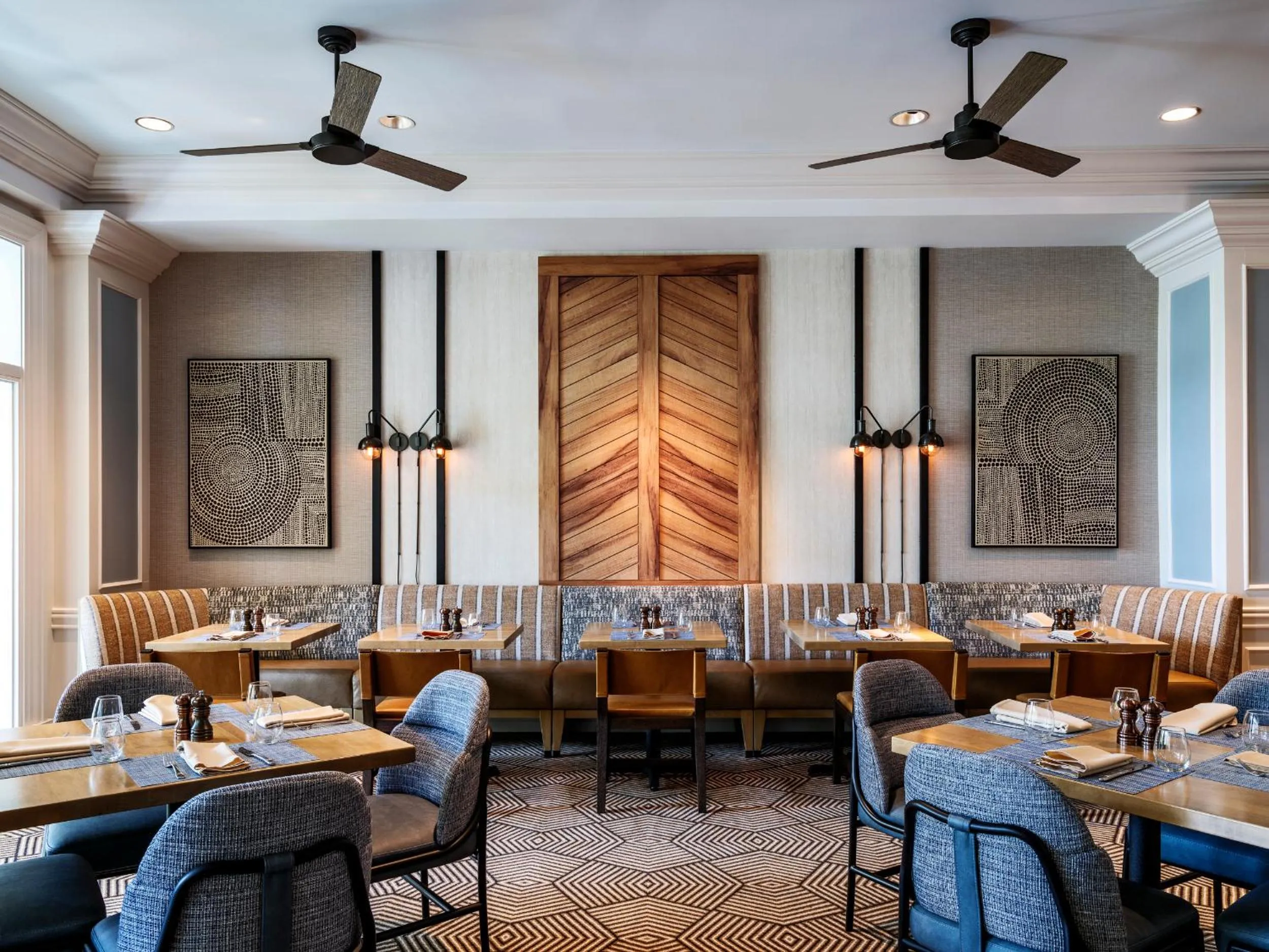 Restaurant/places to eat in Hyatt Regency Coconut Point Resort & Spa Near Naples