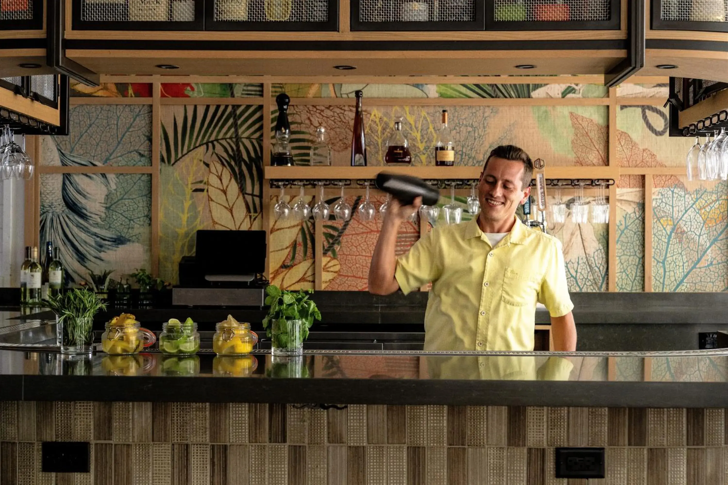 Restaurant/places to eat in Hyatt Regency Coconut Point Resort & Spa Near Naples Restaurant/places to eat in Hyatt Regency Coconut Point Resort & Spa Near Naples