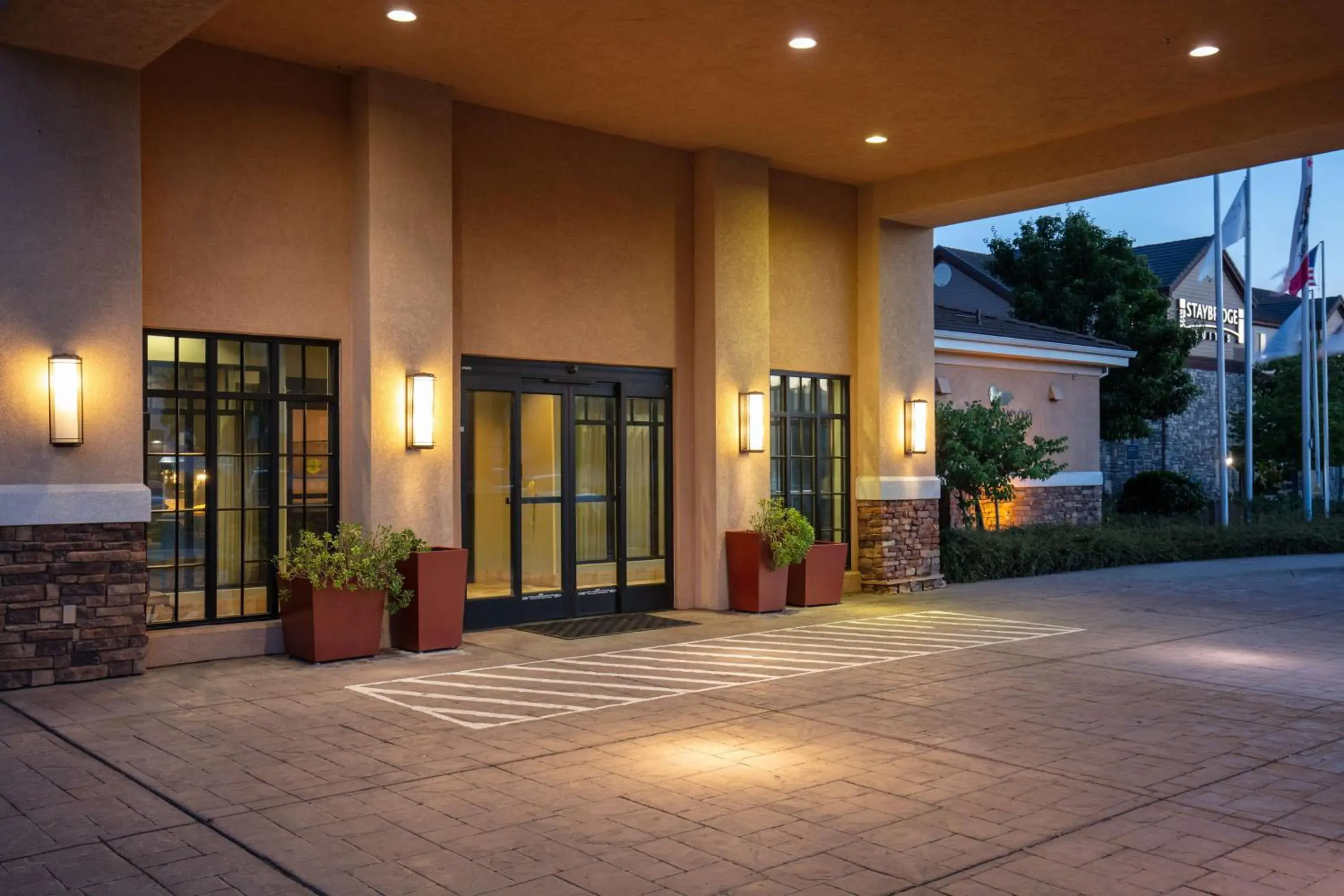 Property building in Homewood Suites by Hilton Fairfield-Napa Valley Area Property building in Homewood Suites by Hilton Fairfield-Napa Valley Area