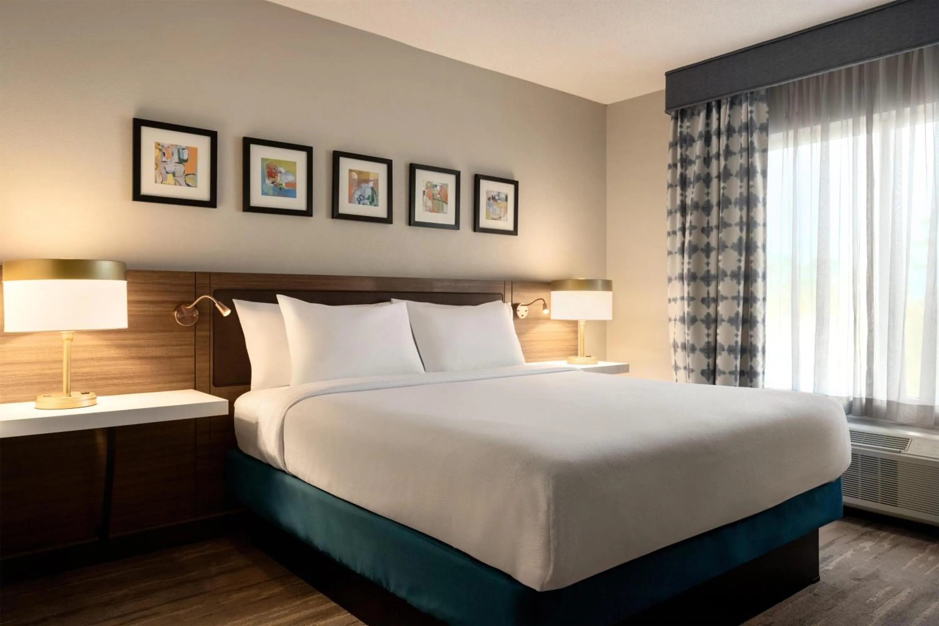 Bed in Hilton Garden Inn Fort Myers Airport/FGCU