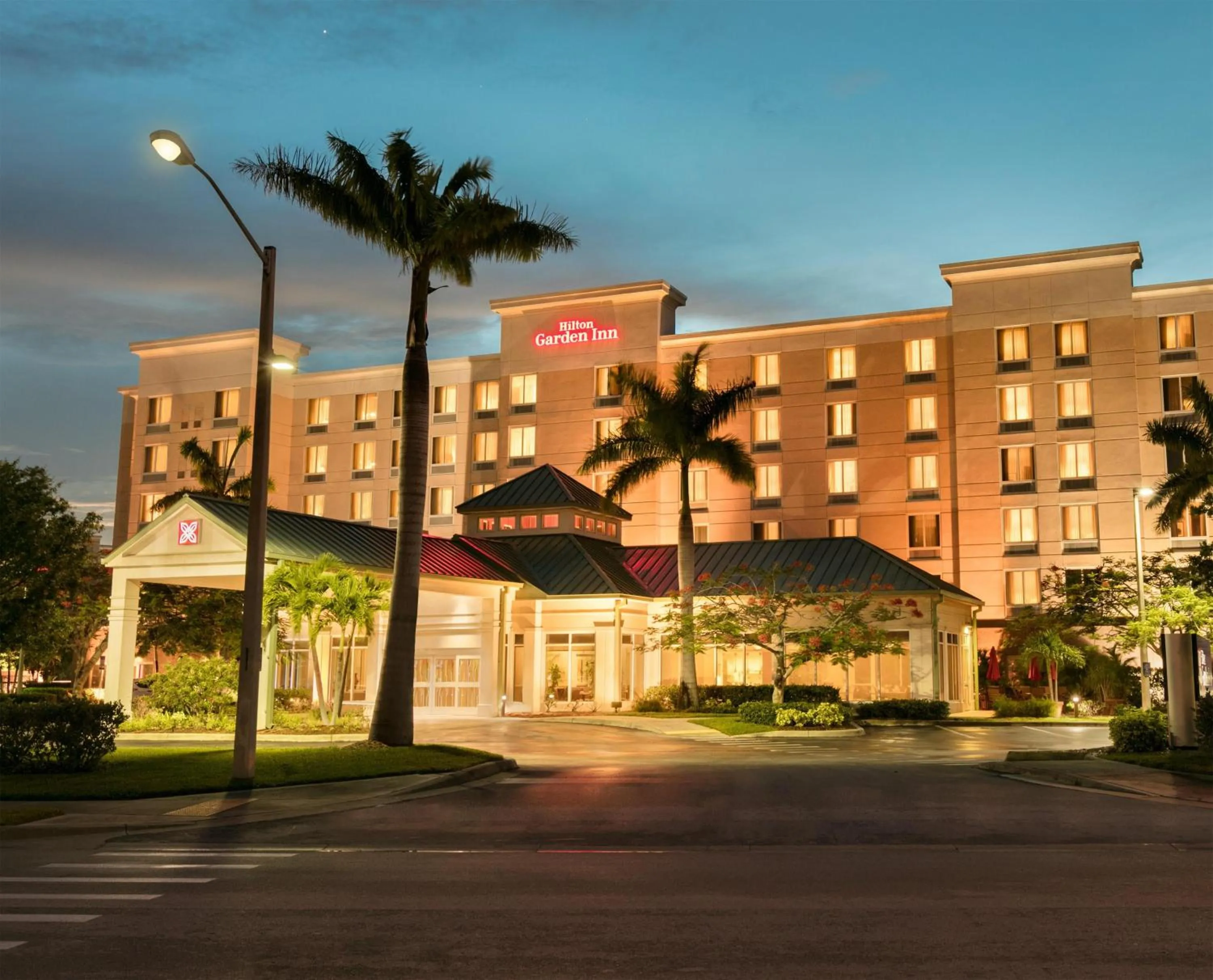 Property building in Hilton Garden Inn Fort Myers Airport/FGCU
