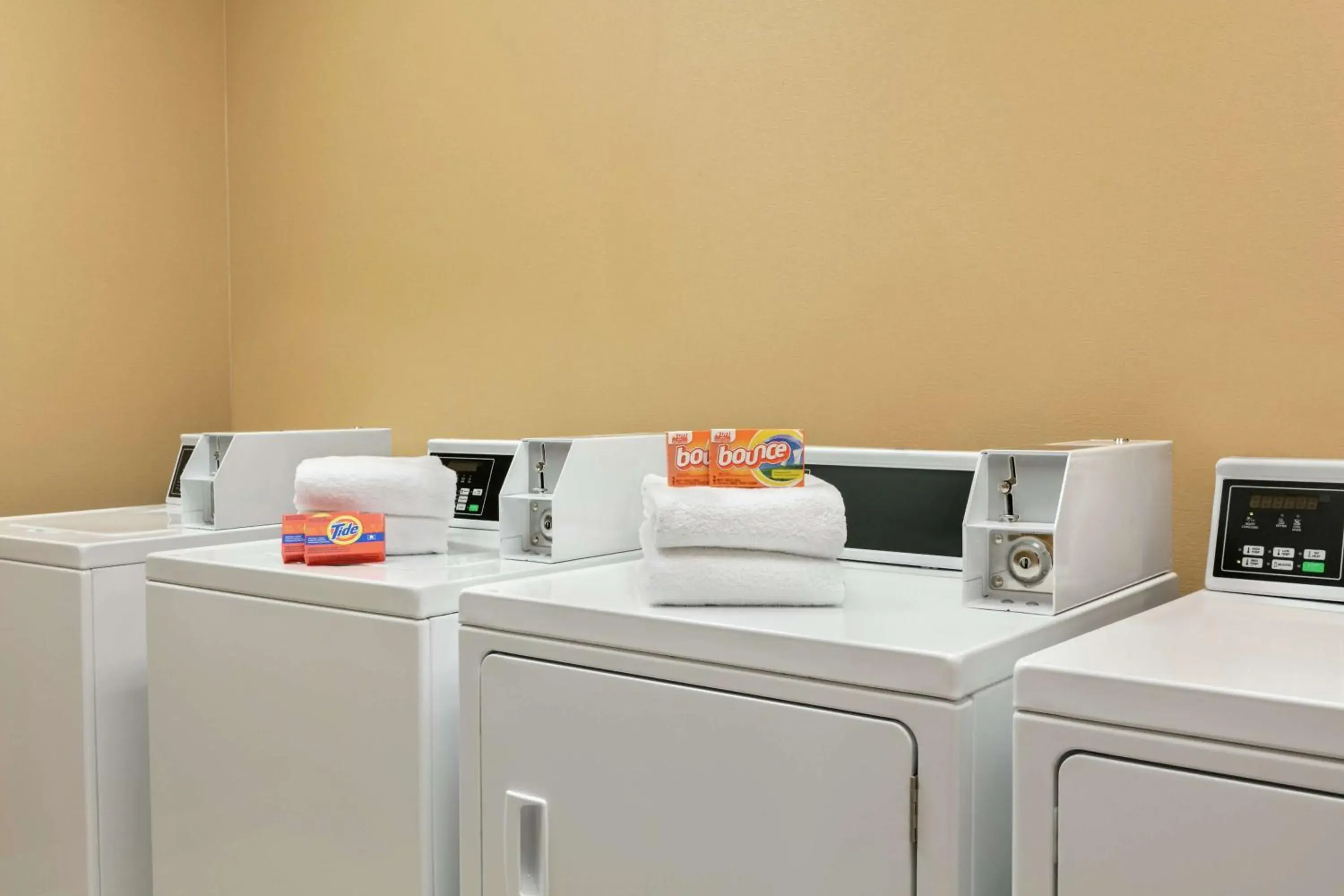 Property building in Hilton Garden Inn Fort Myers Airport/FGCU Property building in Hilton Garden Inn Fort Myers Airport/FGCU