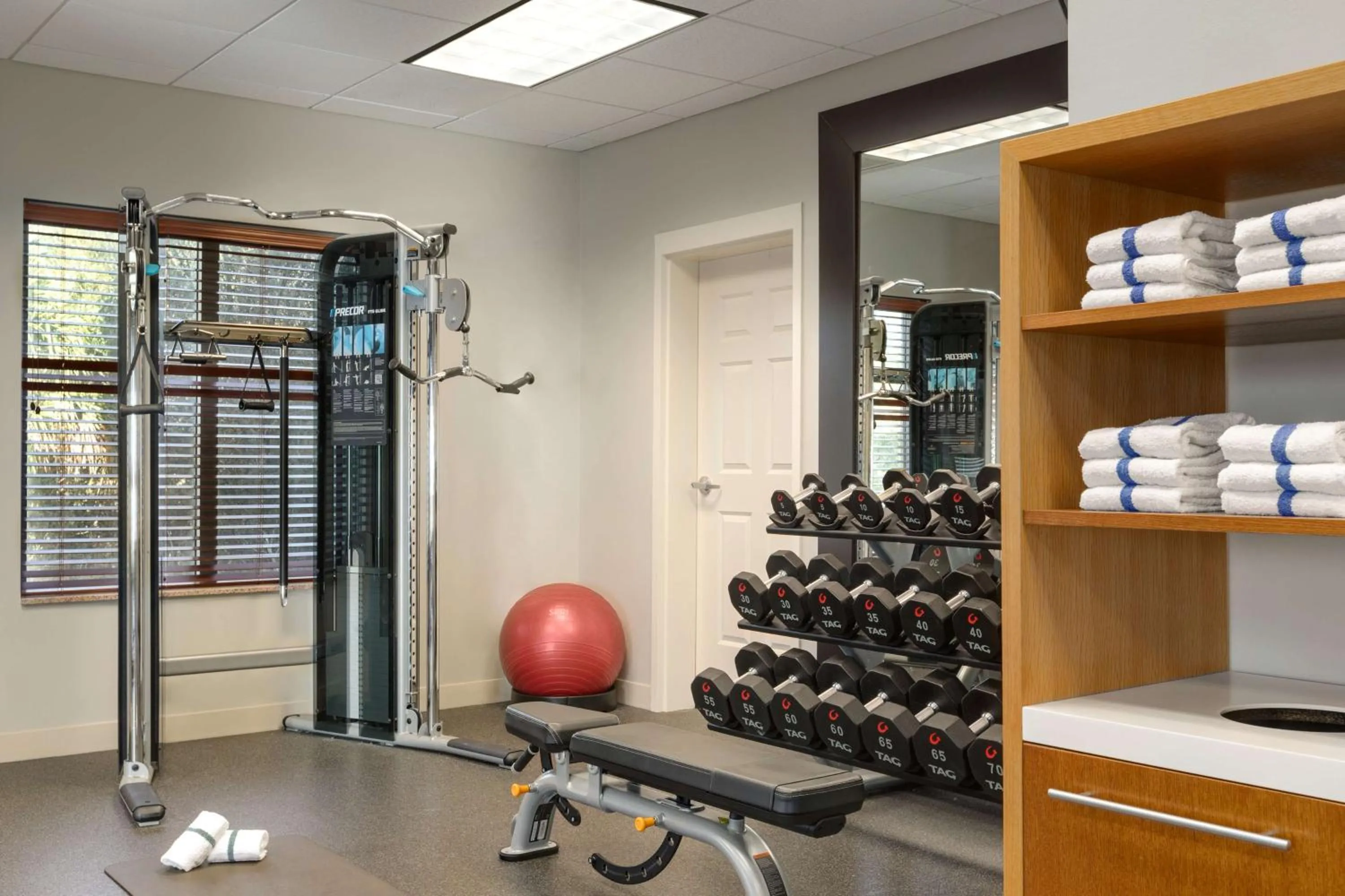Fitness centre/facilities in Hilton Garden Inn Fort Myers Airport/FGCU