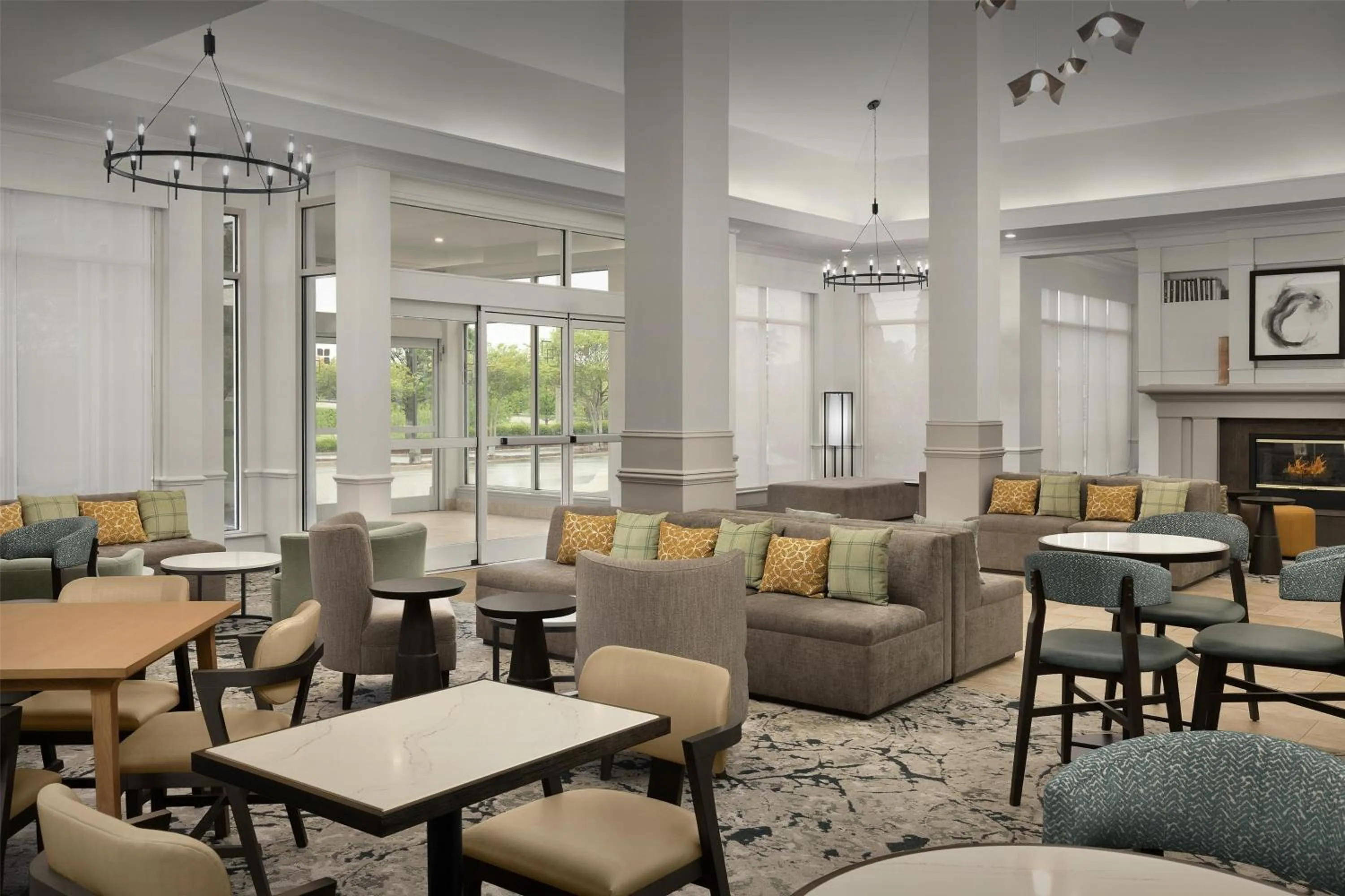 Restaurant/places to eat in Hilton Garden Inn Huntsville/Space Center