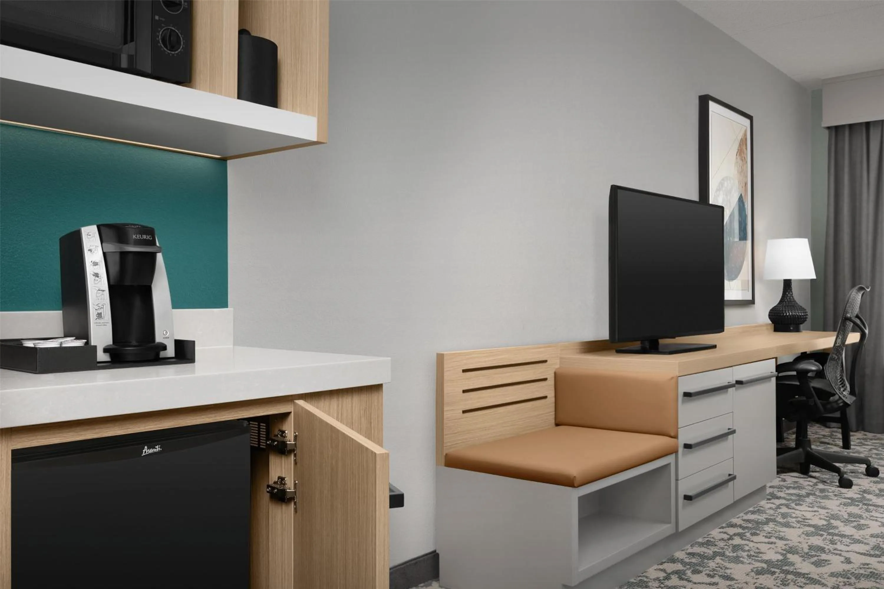 Photo of the whole room in Hilton Garden Inn Huntsville/Space Center