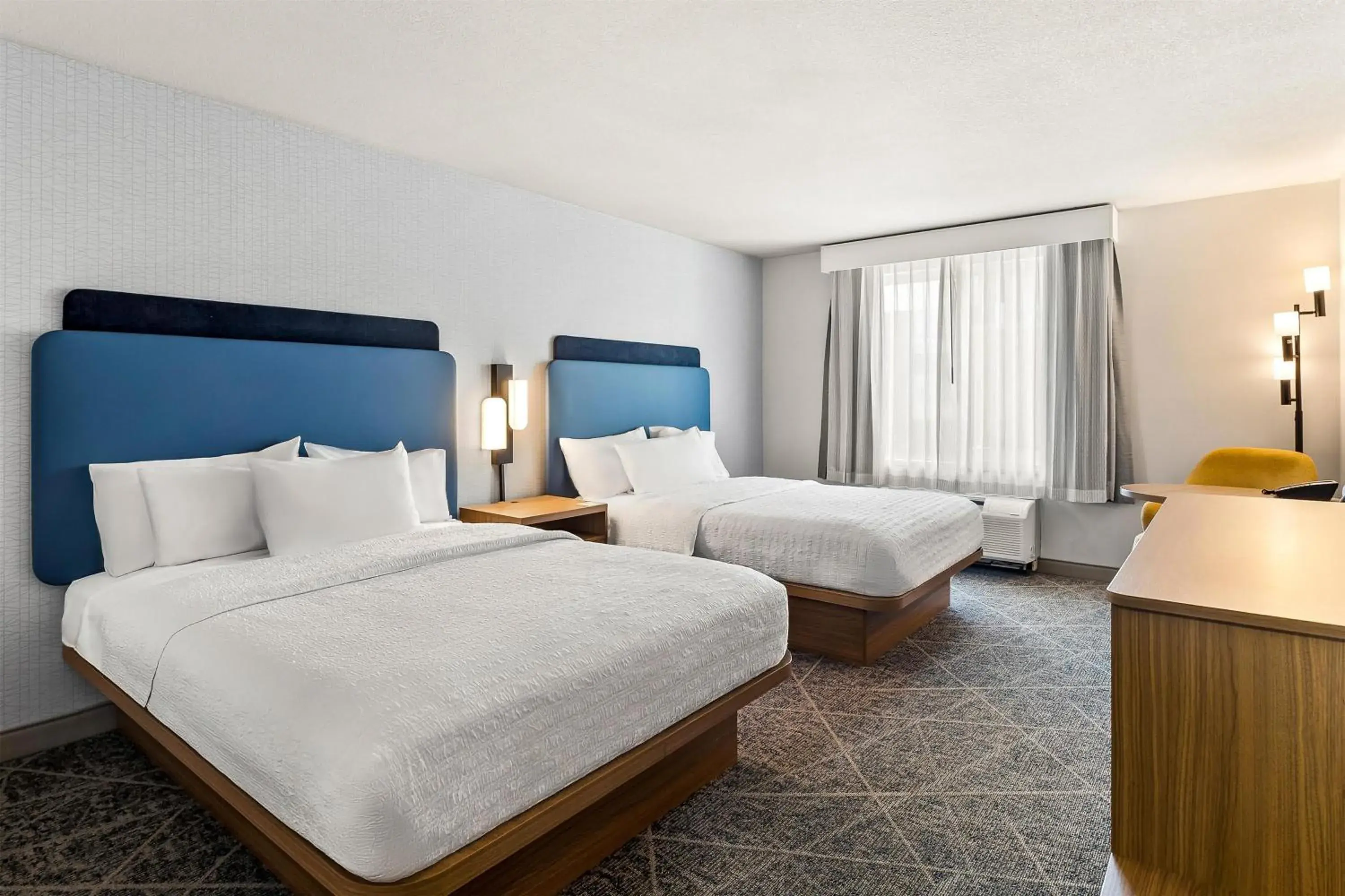 Bed in Hampton Inn and Suites Merced Bed in Hampton Inn and Suites Merced