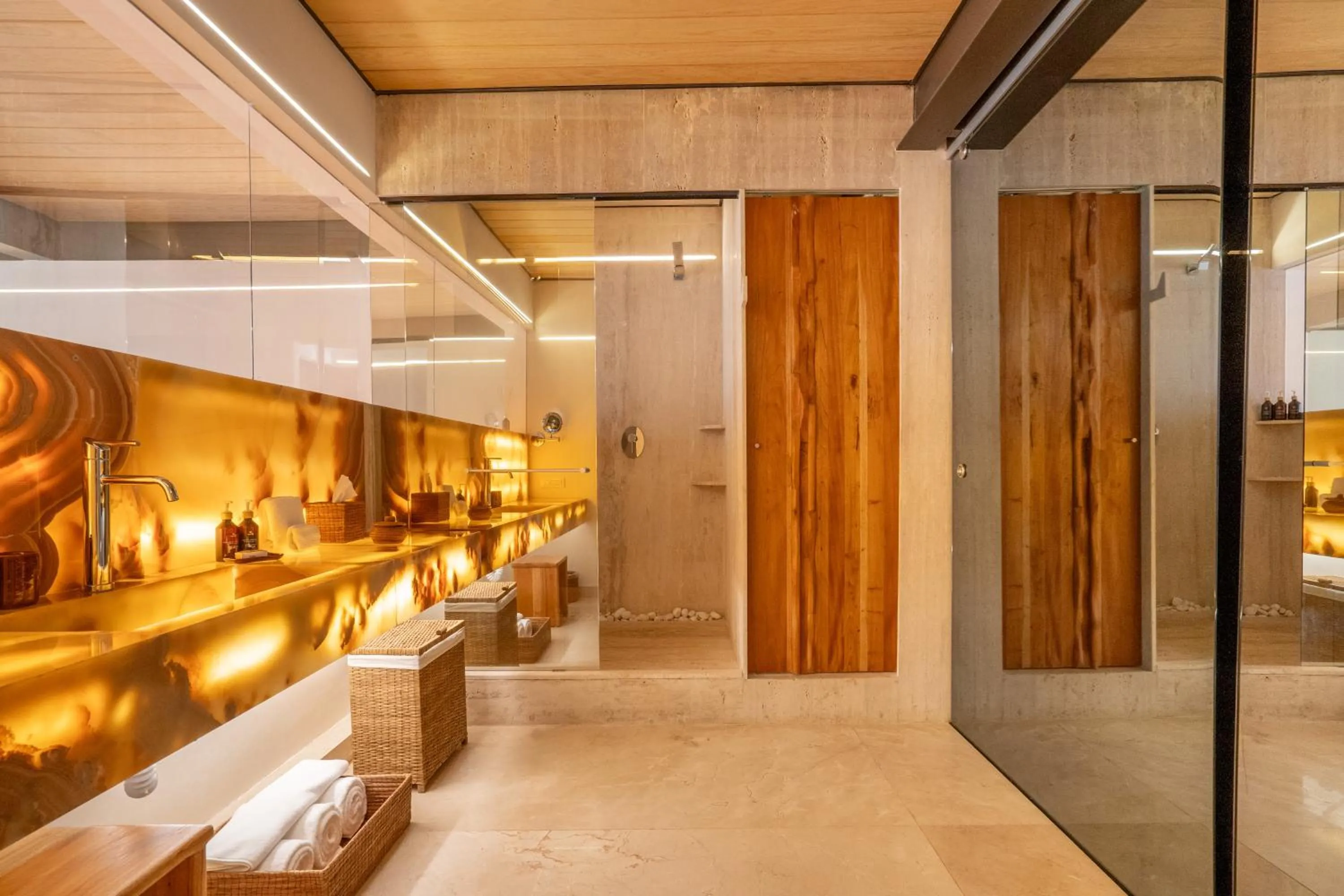 Bathroom in El Santuario Resort & Spa