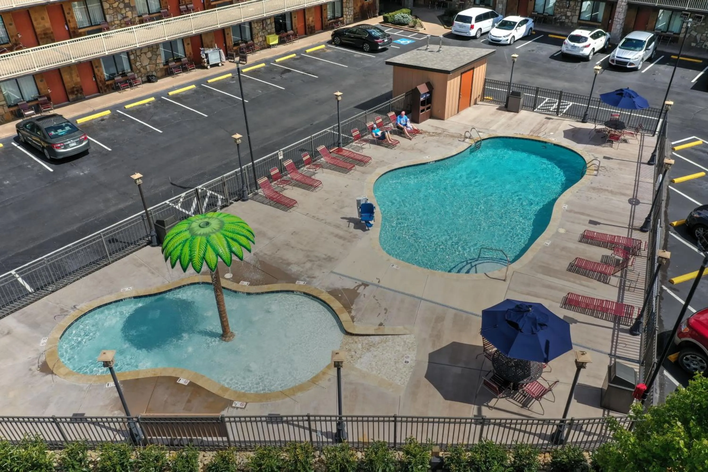 Pool view in Crossroads Inn & Suites