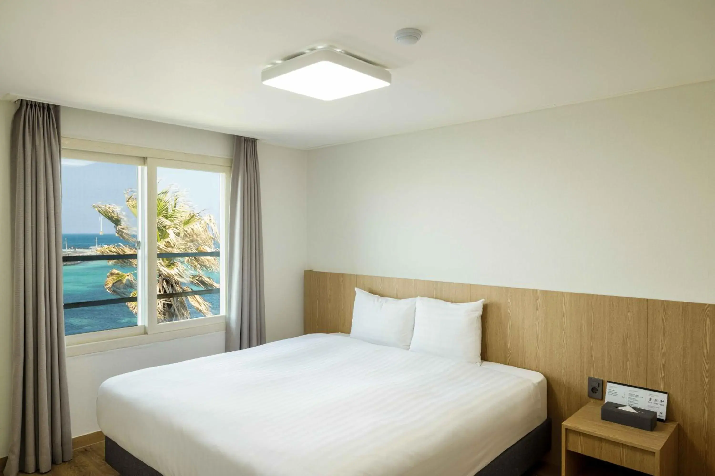 Decorative detail, Bed in Kensington Resort Jeju Hanlim Decorative detail, Bed in Kensington Resort Jeju Hanlim