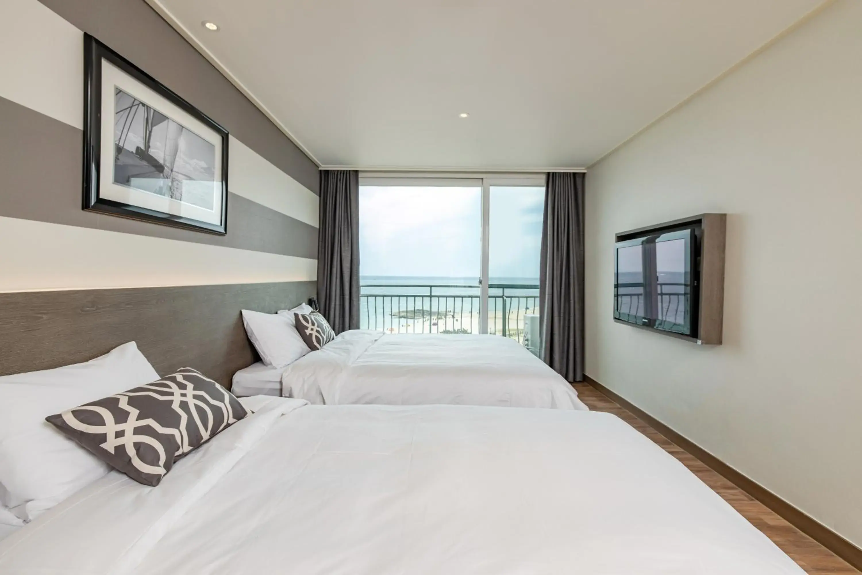 Bed in Kensington Resort Seorak Beach Bed in Kensington Resort Seorak Beach