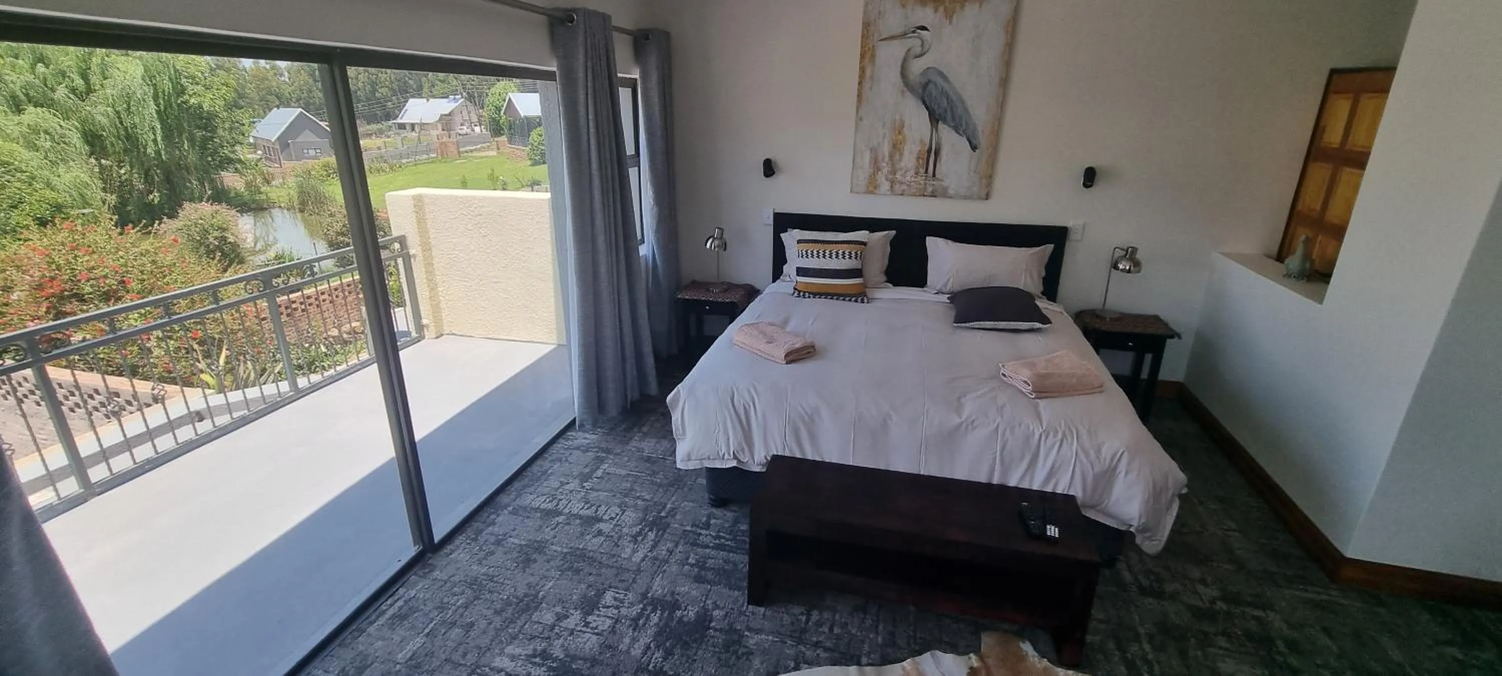 Bed in The Highlander Hotel Dullstroom