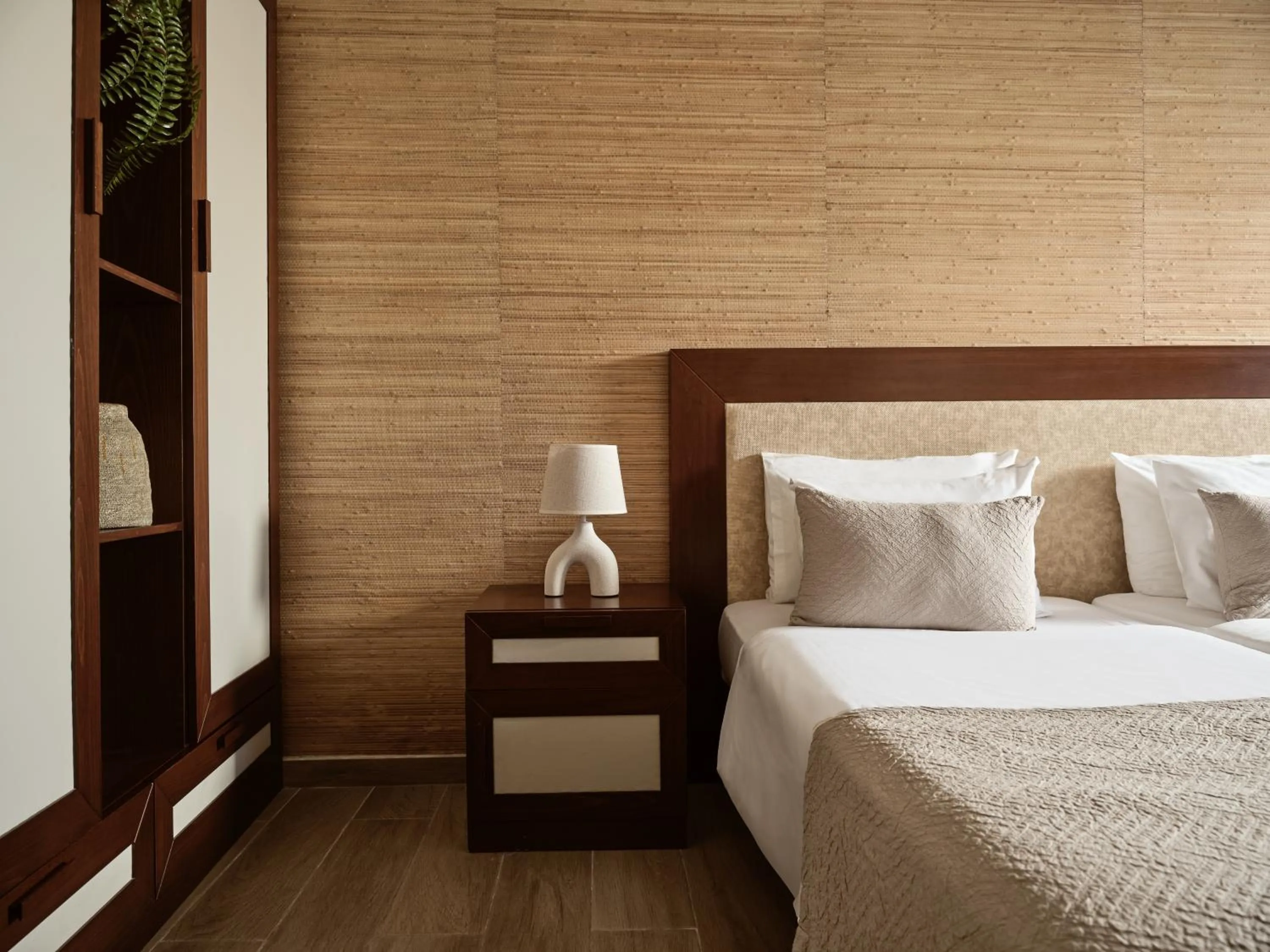 Bed in Hotel St John Villas