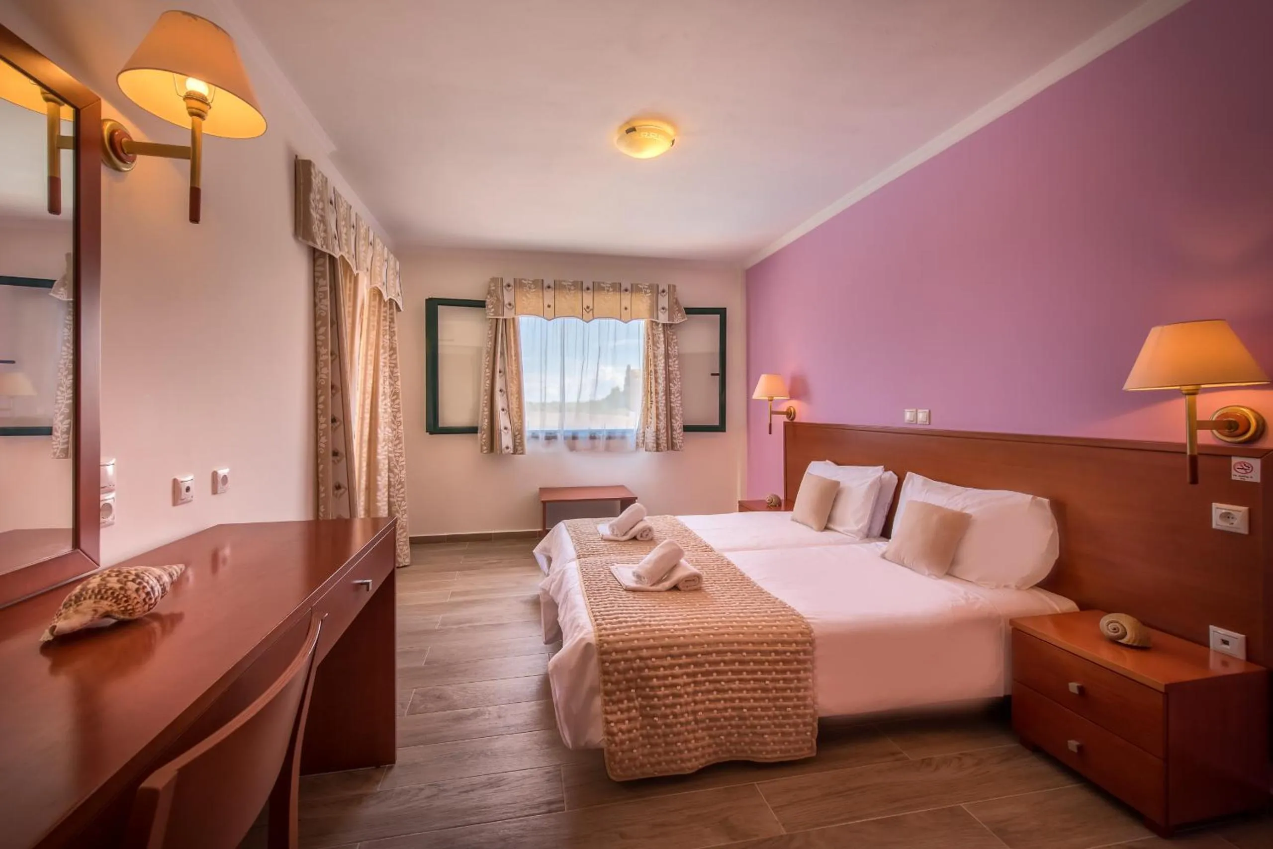 Bedroom, Bed in Hotel St John Villas