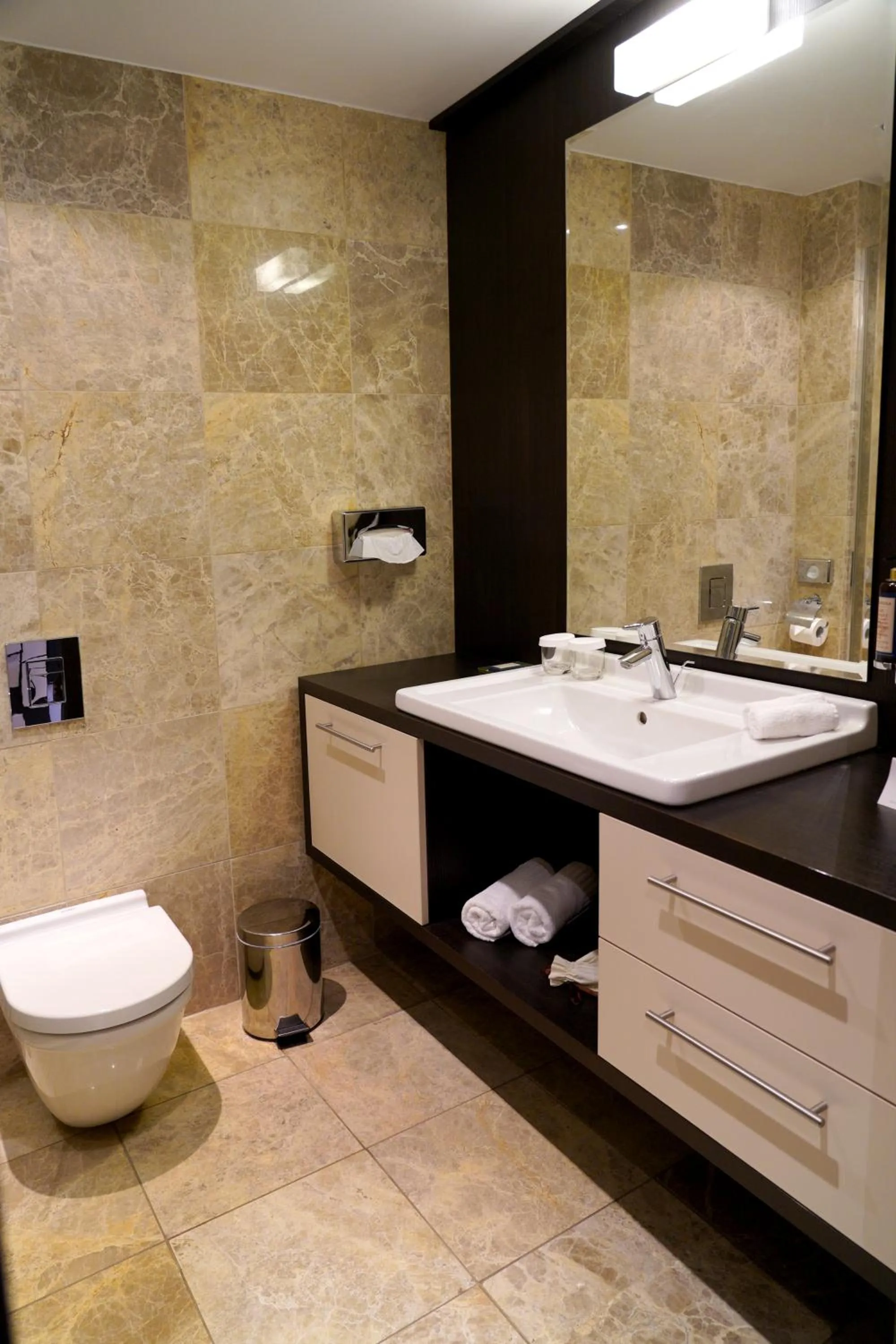 Bathroom in Hotel Mousson